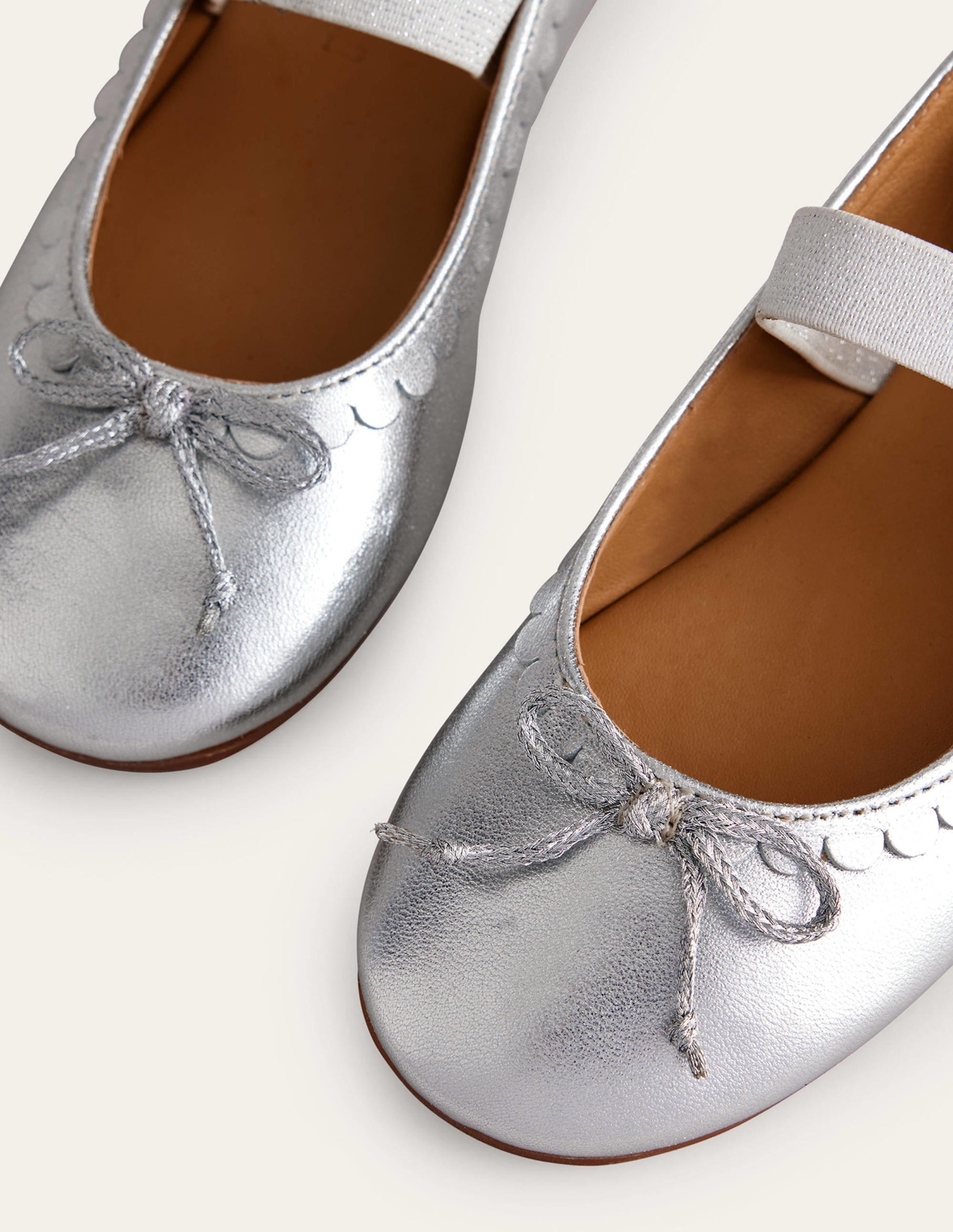 Ballerinas aus Leder-Metallic - Image 3