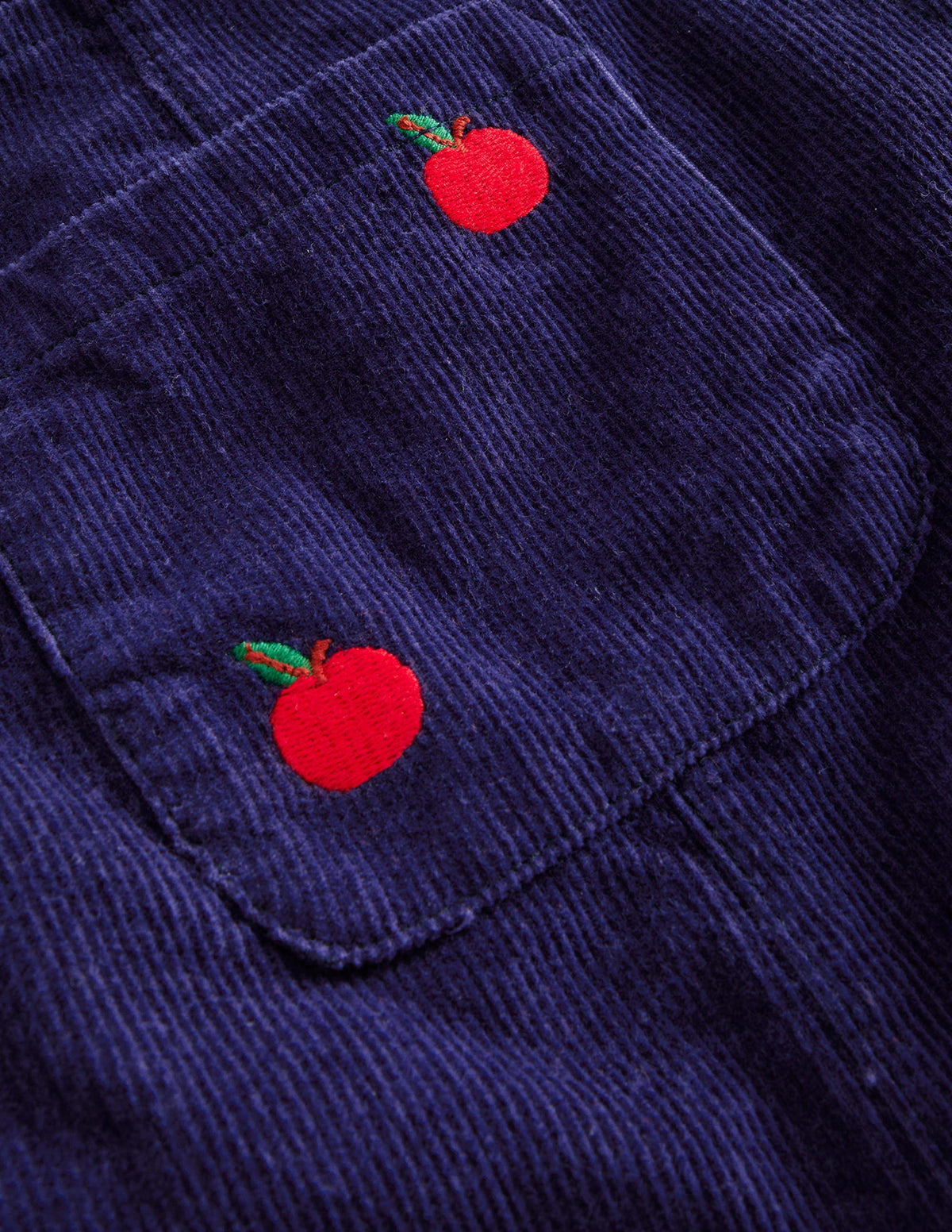 Locker geschnittene Latzhose aus Cord-Schuluniform-Marineblau Stickerei Apfel-3