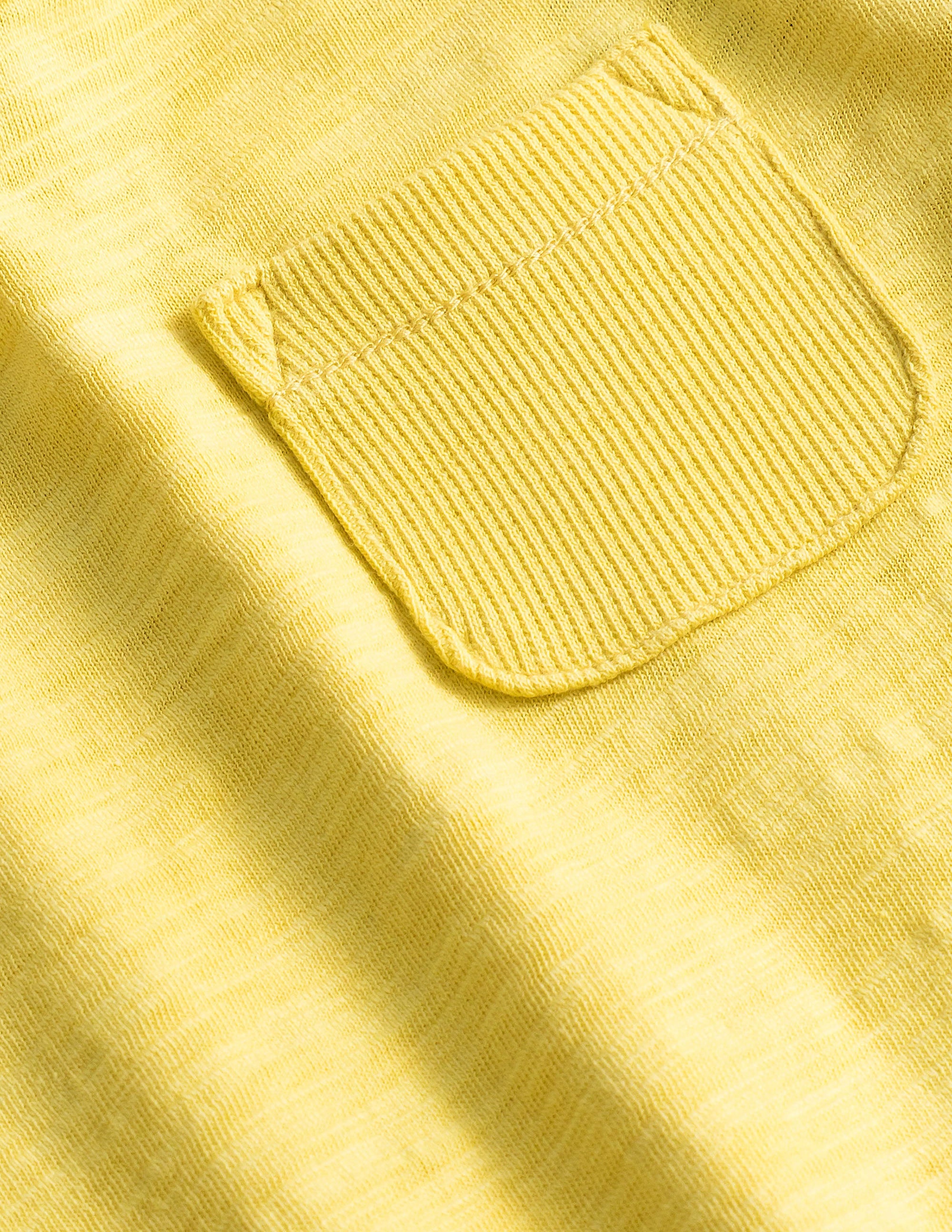 Vorgewaschenes T-Shirt aus GOTS-Baumwolle-Butterblumengelb - Image 3