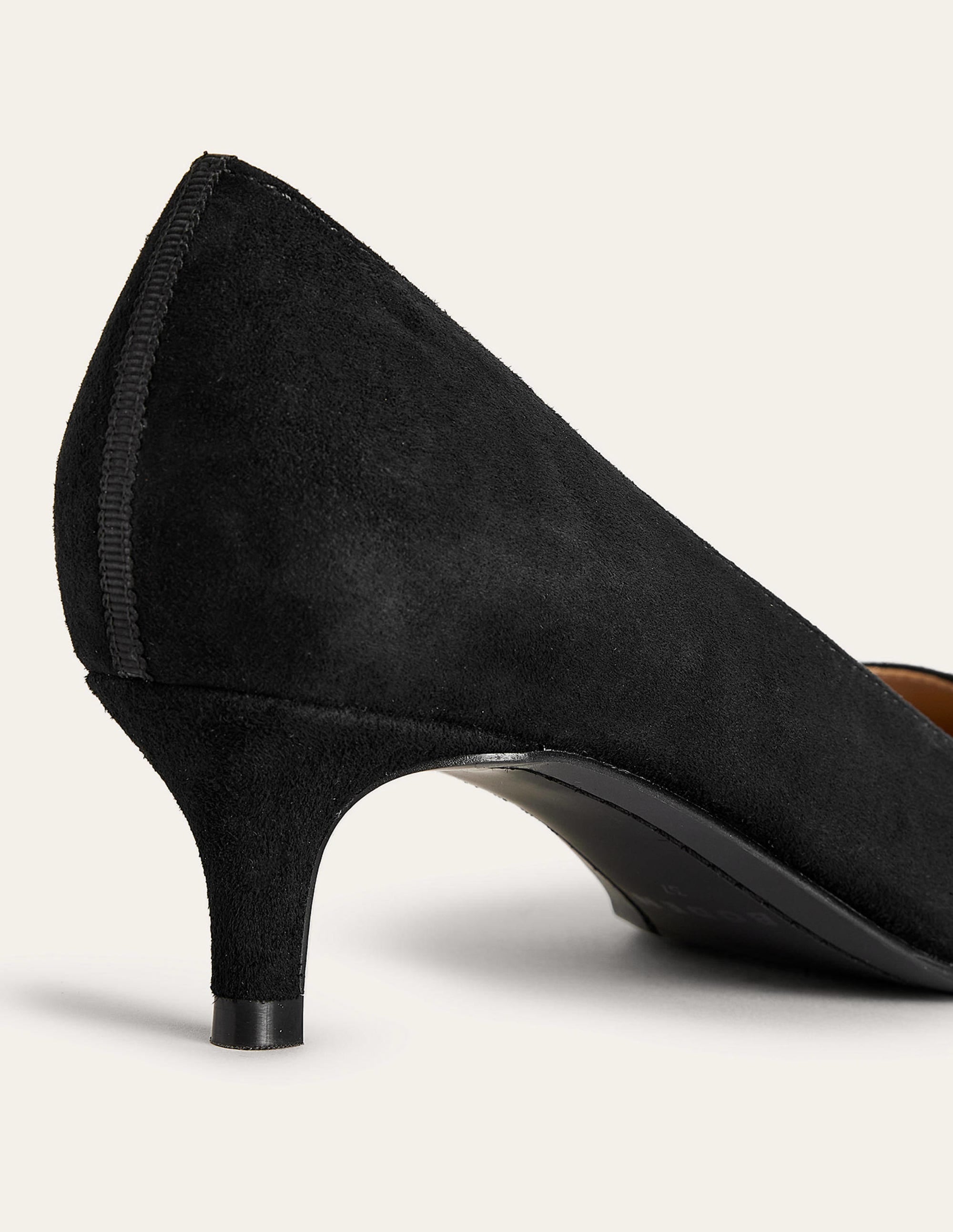 Lara Pumps mit niedrigem Absatz-Schwarz - Image 4