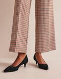 Lara Pumps mit niedrigem Absatz-Schwarz