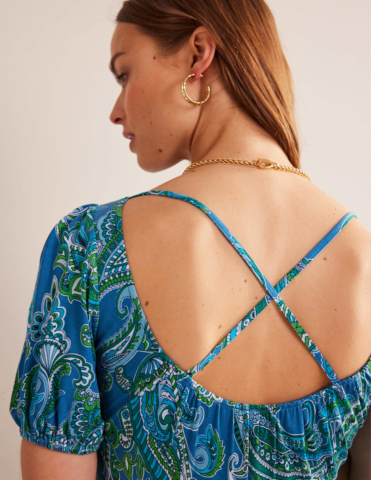 Gestuftes Maxikleid mit offenem Rücken-Ägäisches Blau, Paradise Pop - Image 2