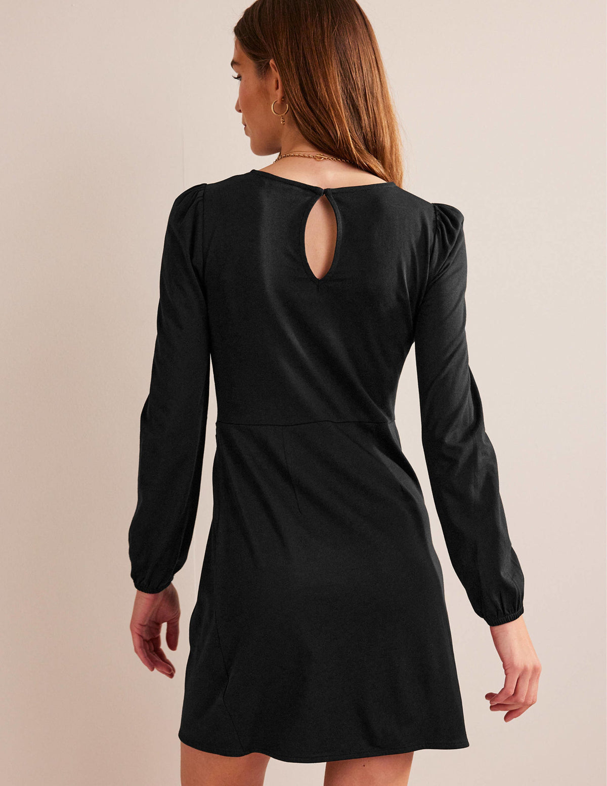 Jersey-Minikleid in Wickeloptik-Schwarz-3
