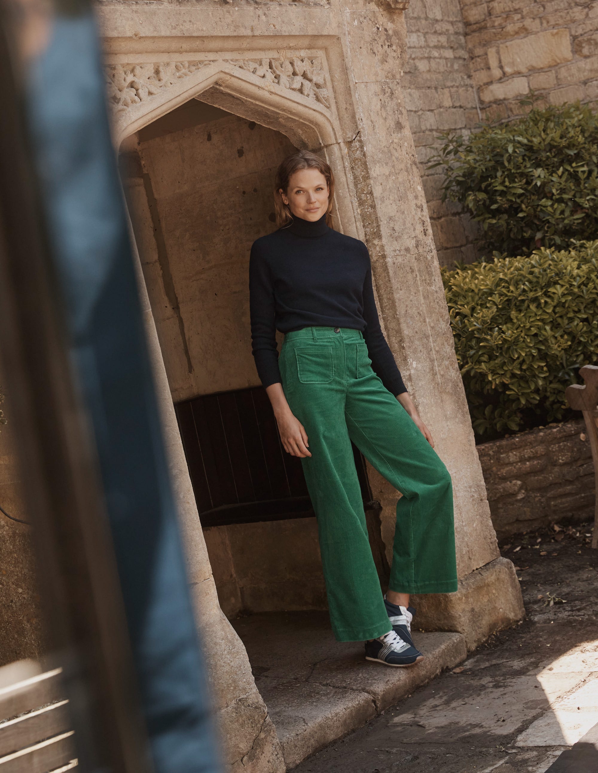 Catriona Rollkragenpullover-Marineblau - Image 5