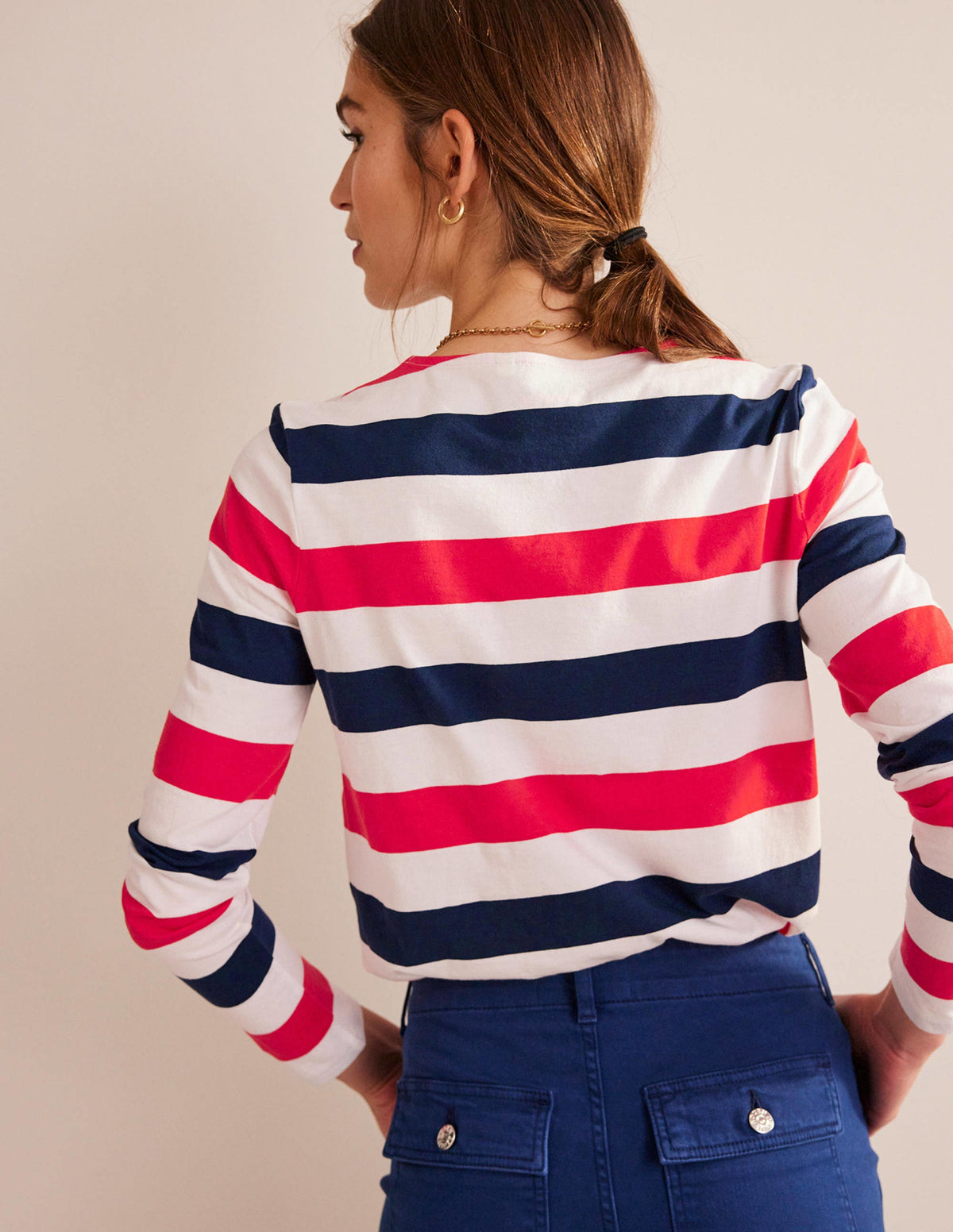 Bea Breton-Shirt mit langen Ärmeln-Kirschrot und Marineblau-3
