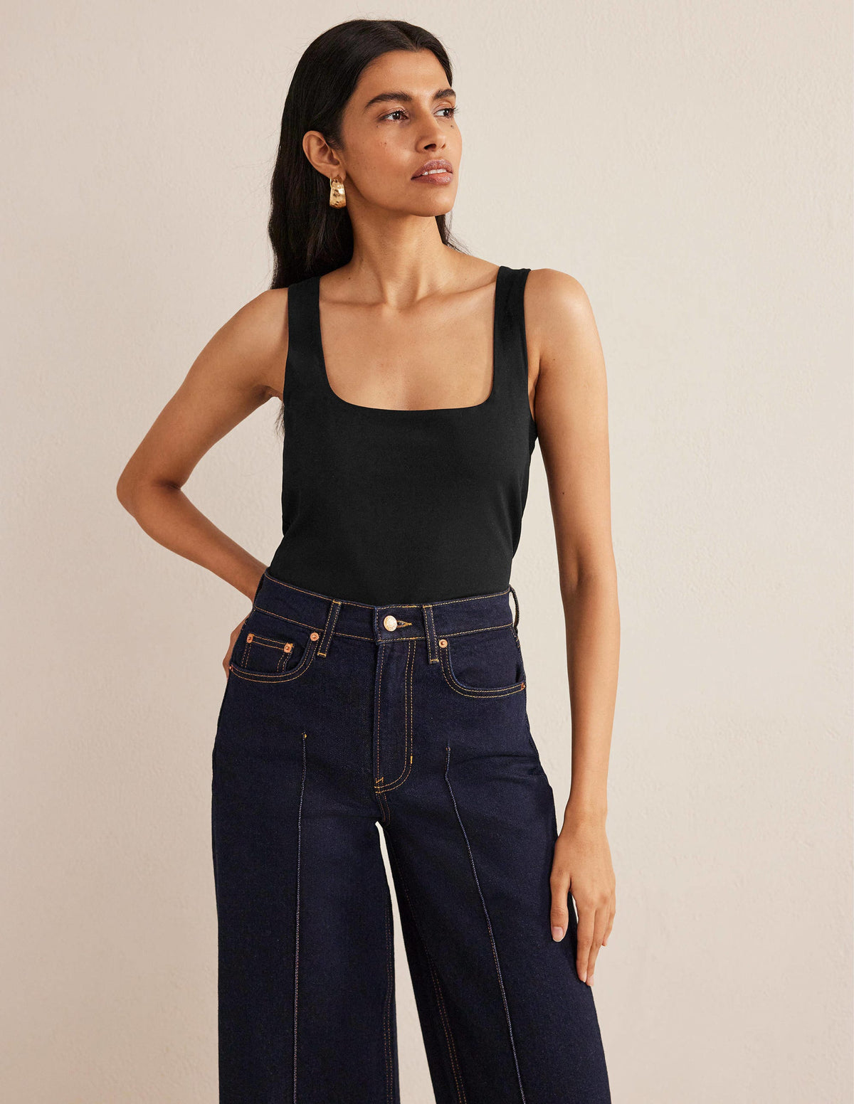 Doppellagiges Tanktop mit eckigem Ausschnitt-Schwarz-1