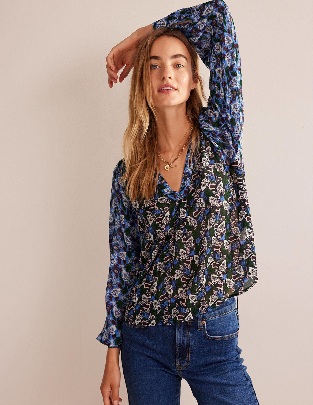 Jolie blouse à col en V-Multi, motif Tulip Bloom-1