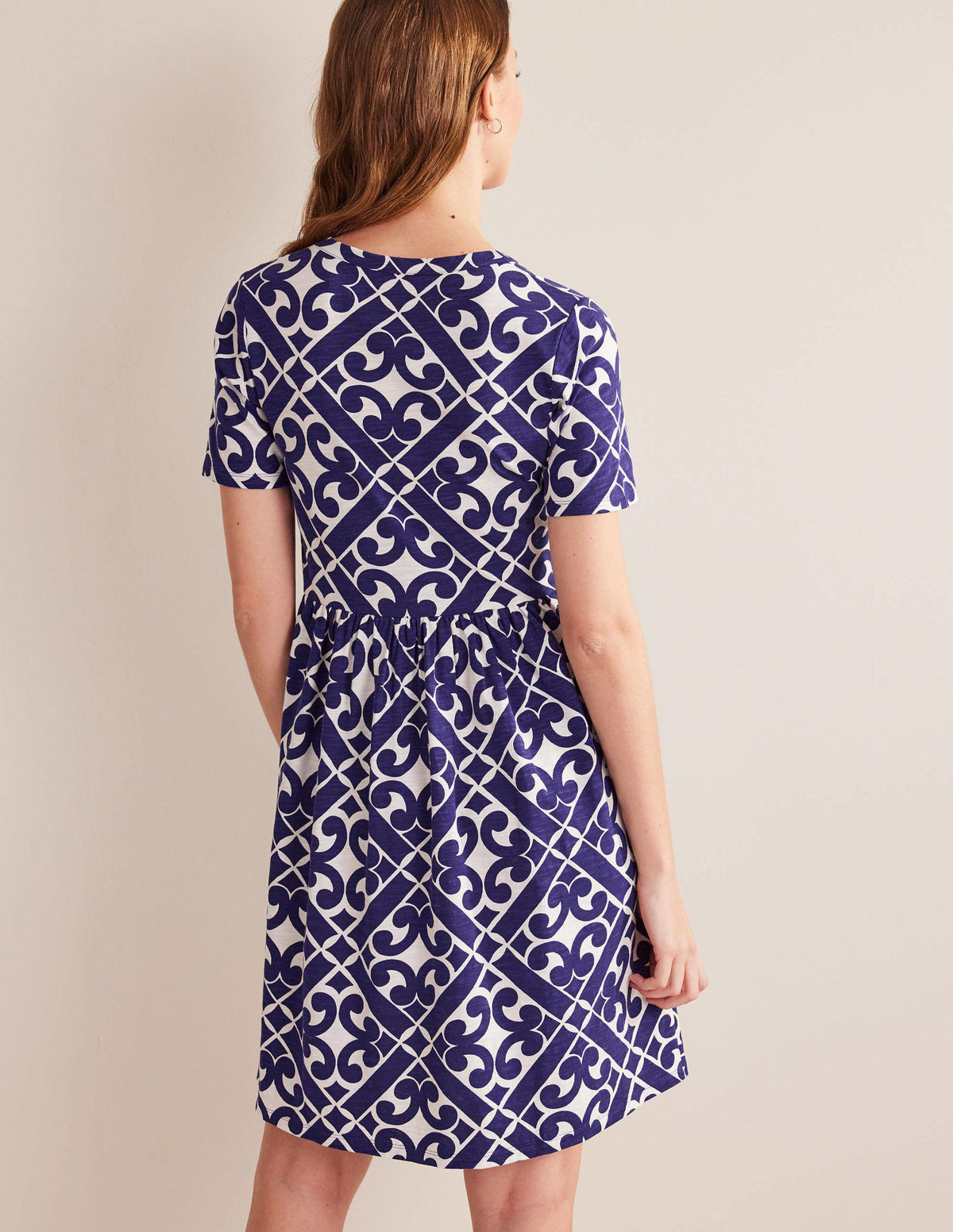 Robe simple à col cranté en jersey-Bleu de Prusse, motif Tranquil Geo-3
