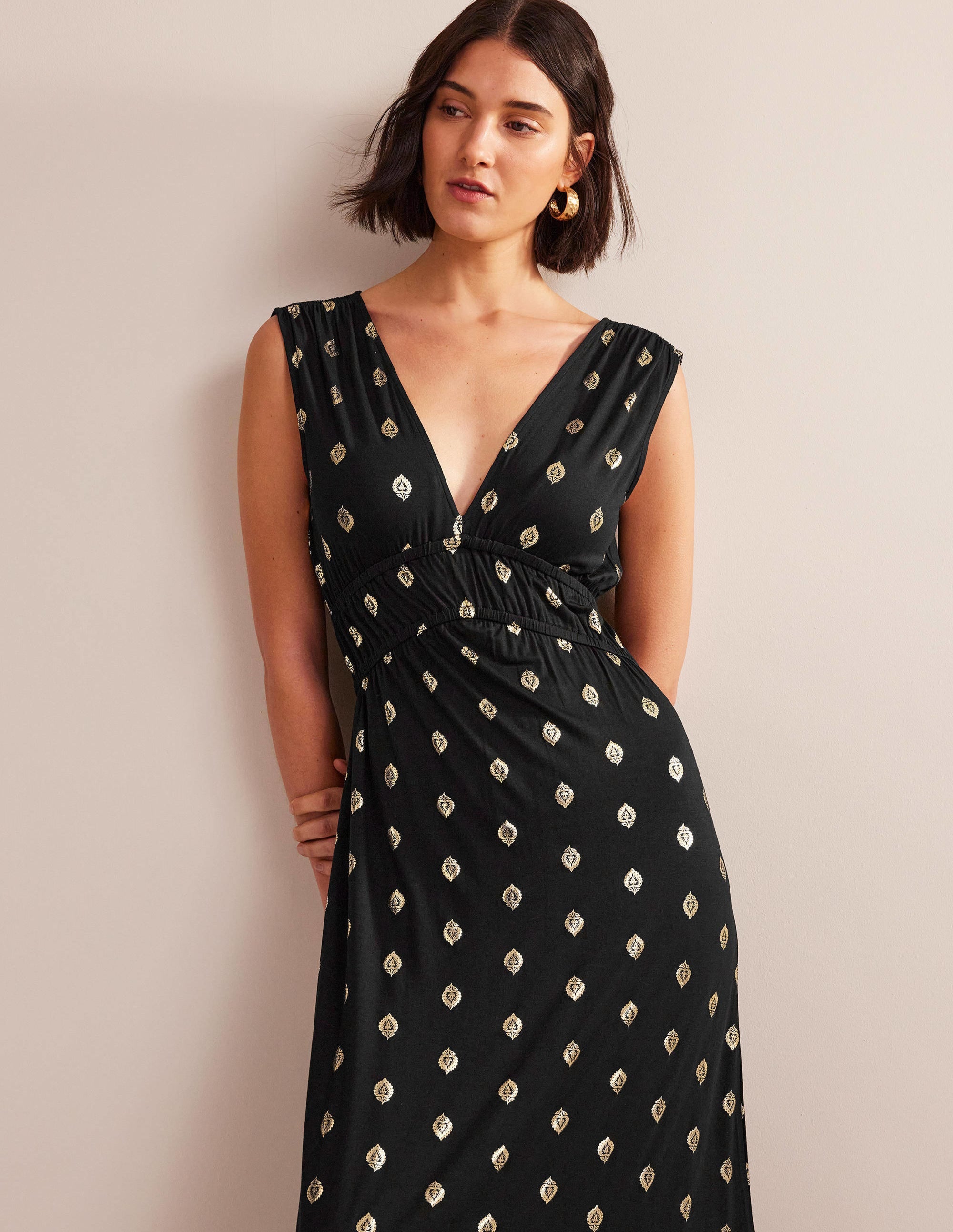 Robe longue en jersey à smocks-Noir, motif Tranquil Leaf - Image 4