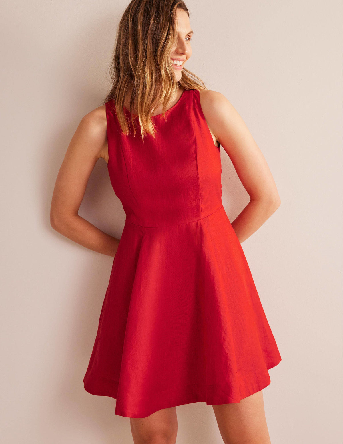 Ausgestelltes Minikleid aus Leinen-Zinnoberrot - Image 1