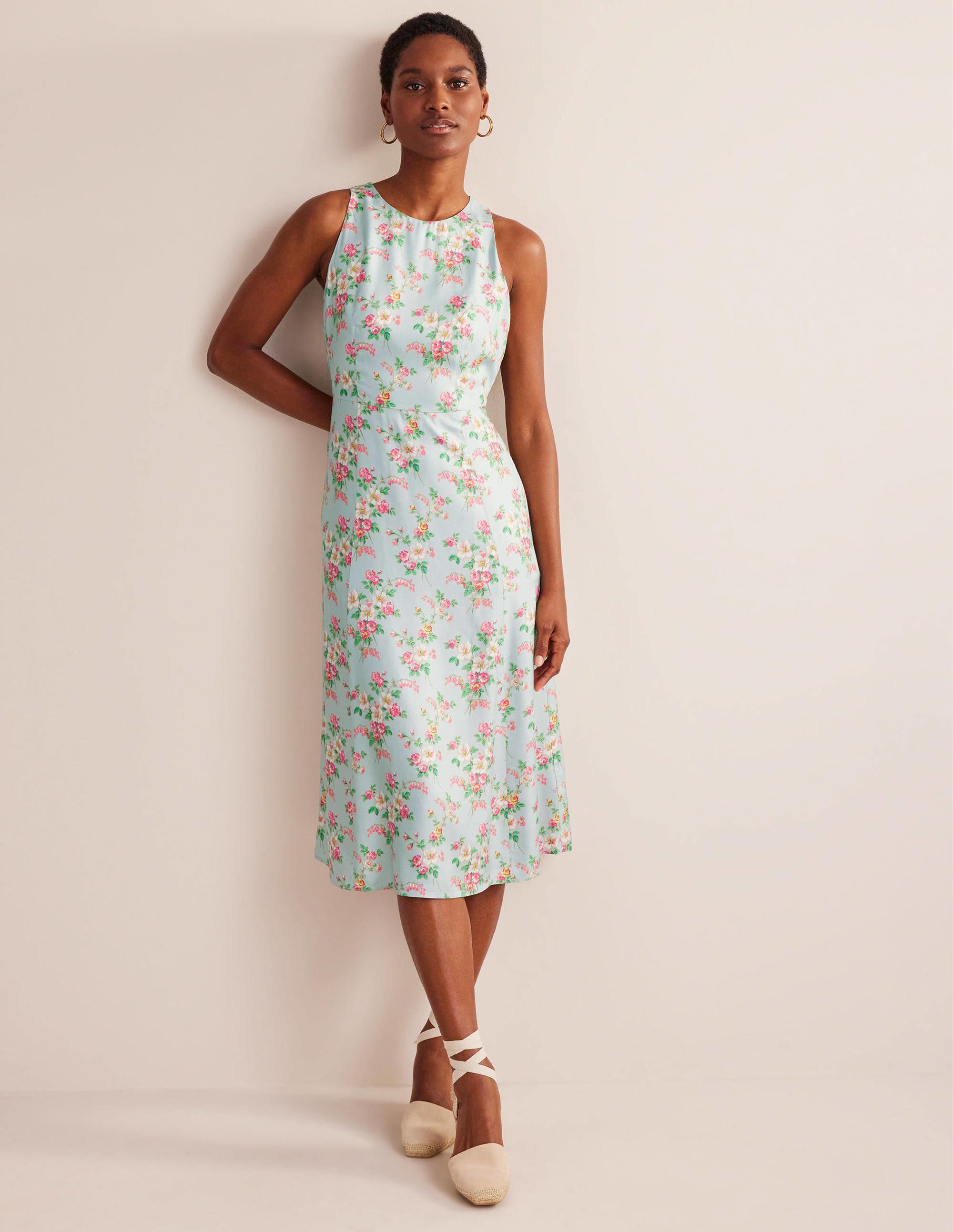 Robe midi ajustée-évasée-Vert pâle, motif floral vintage - Image 4