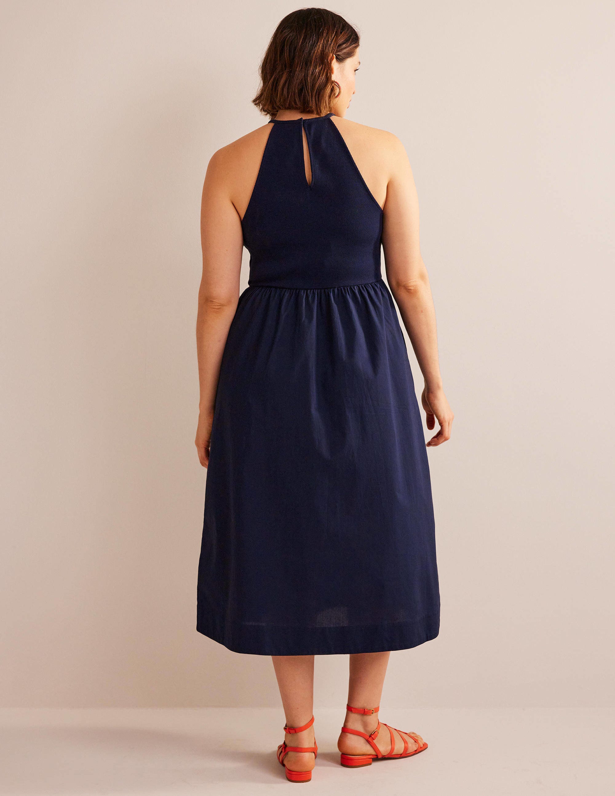 Geripptes Neckholder-Midikleid-Marineblau - Image 7