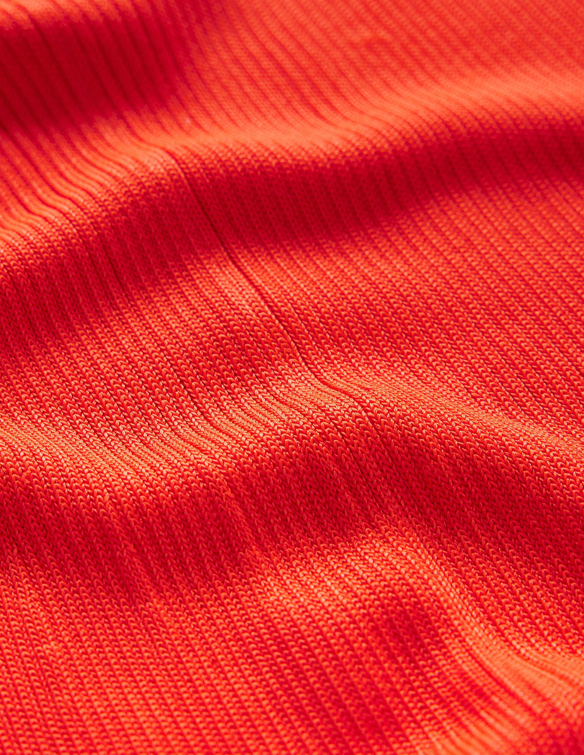 Gestricktes Maxikleid mit V-Ausschnitt-Blutorange - Image 6