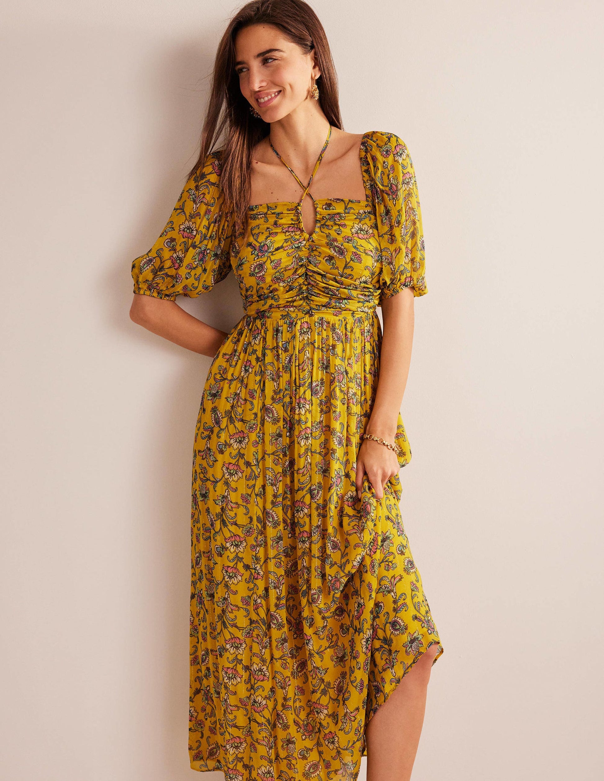 Robe longue dos-nu-Graine de moutarde, motif Meadow Fall-4