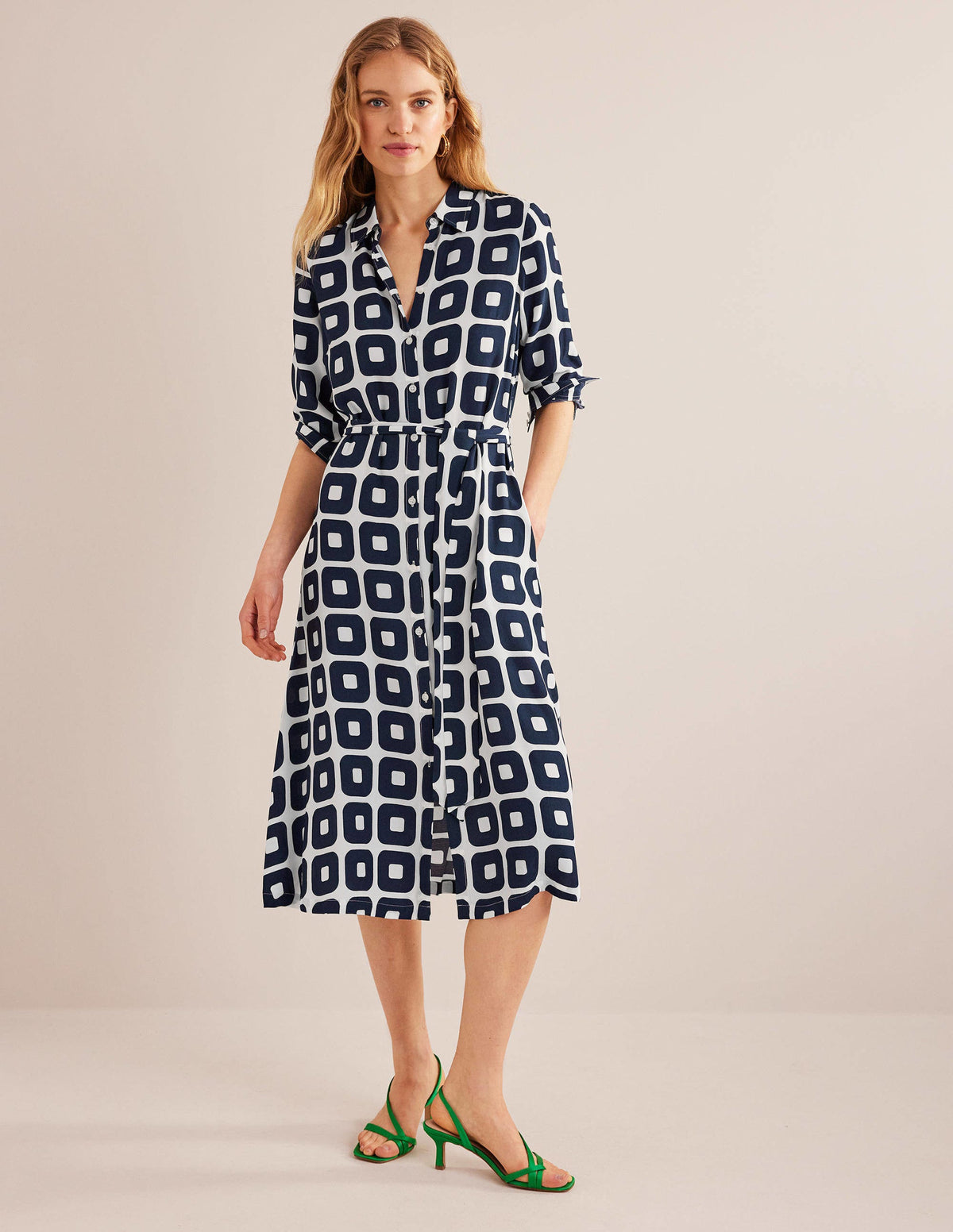 Hemdblusenkleid in Midilänge mit Muster-Französisches Marineblau, kleiner Würfel-4