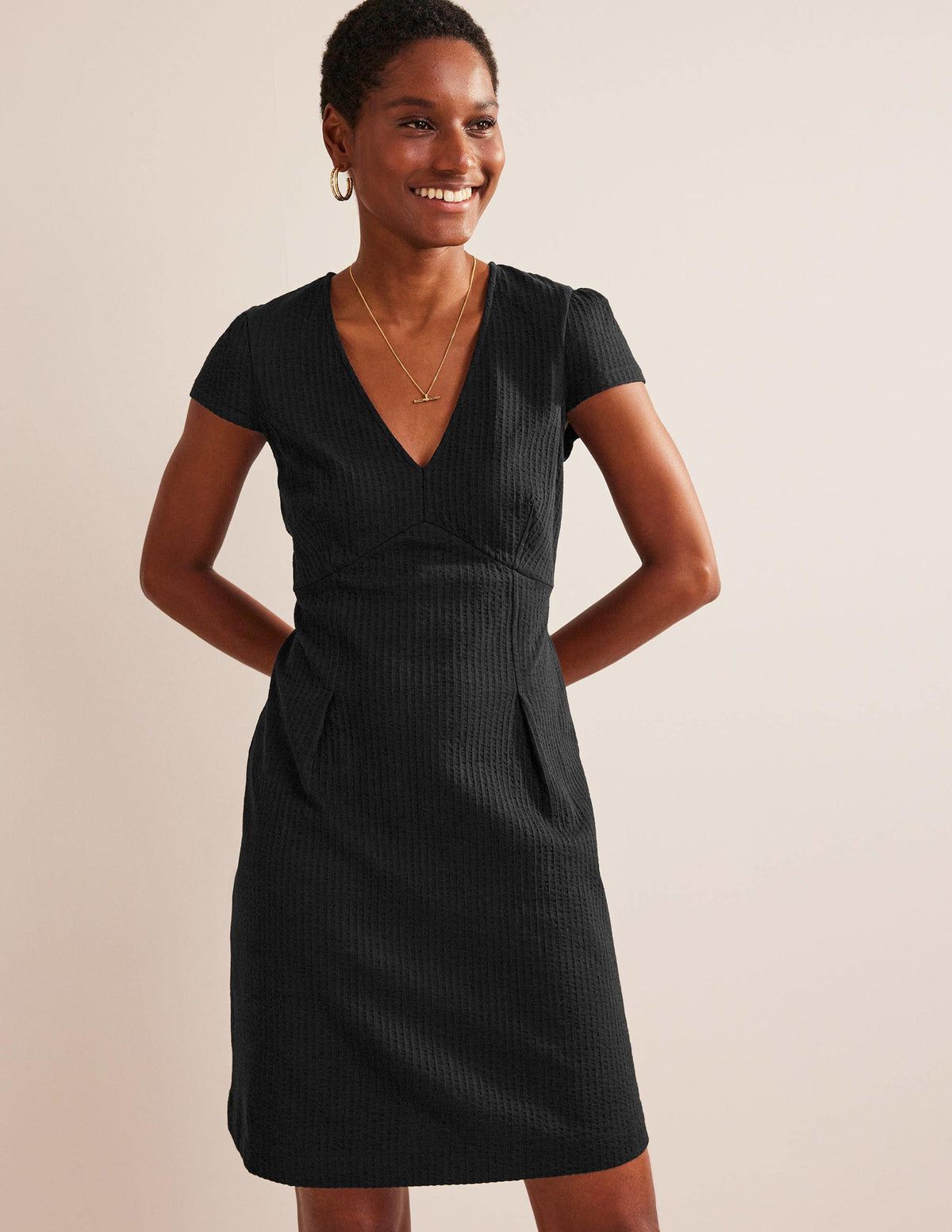 Kleid aus Jersey-Seersucker-Schwarz-1