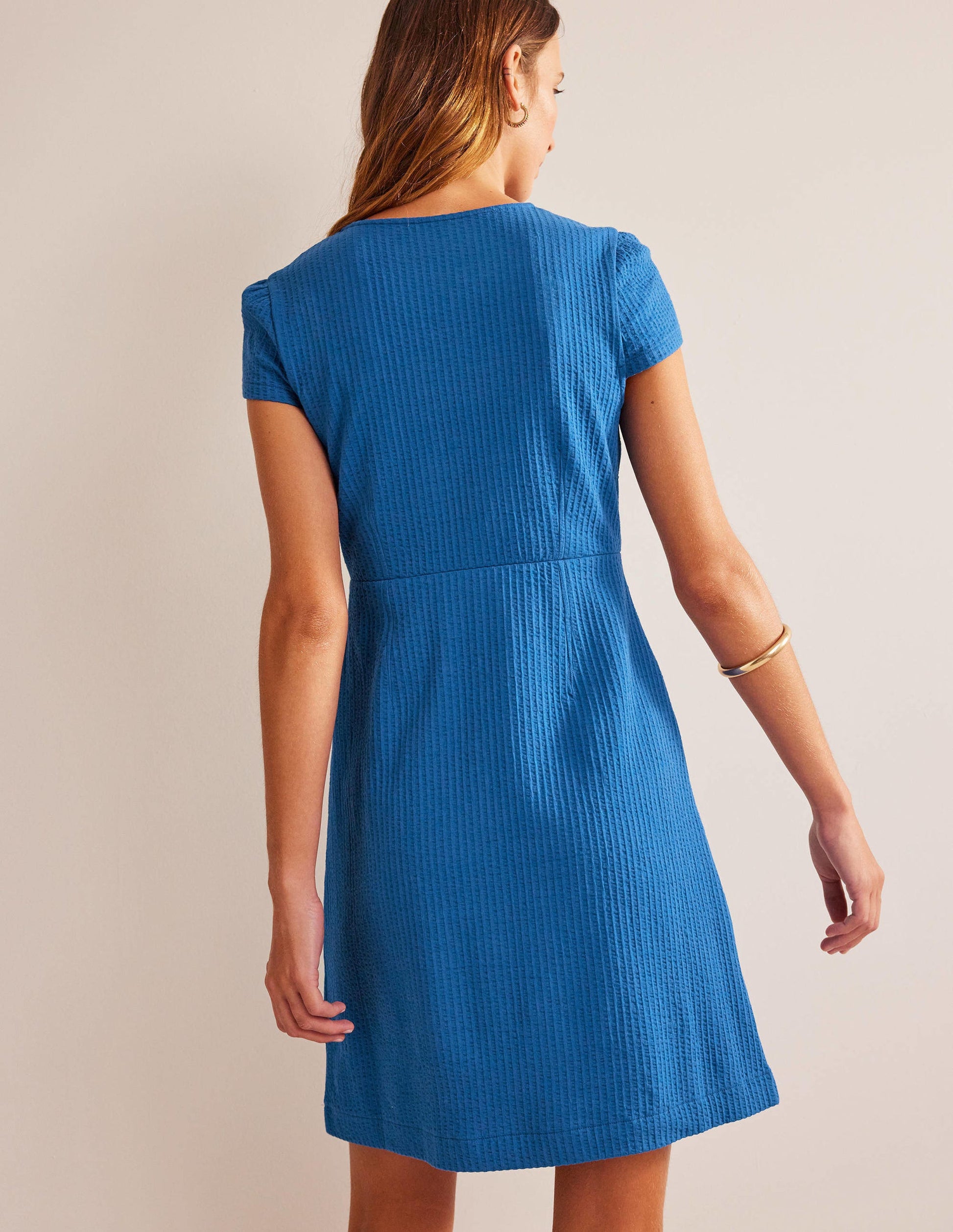 Kleid aus Jersey-Seersucker-Saphirblau-3