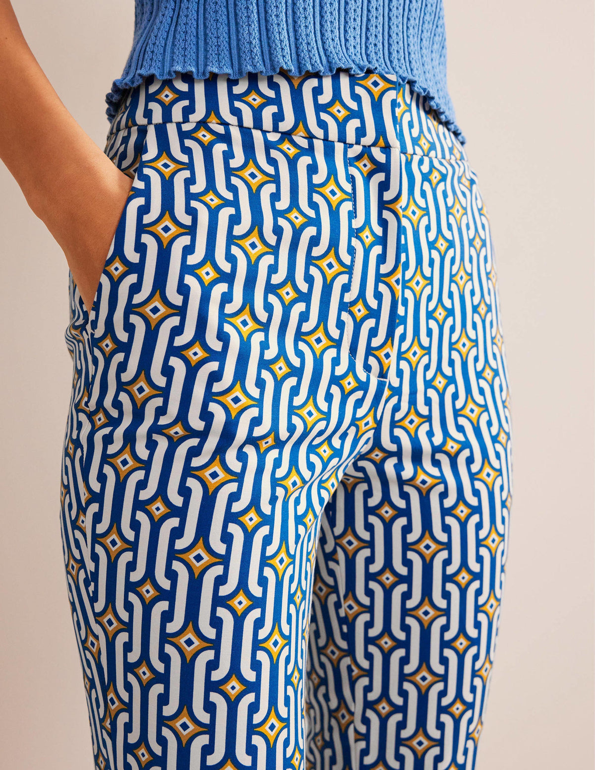Ausgestellte 7/8-Hose-Saphirblau, Geometrisches Muster-4