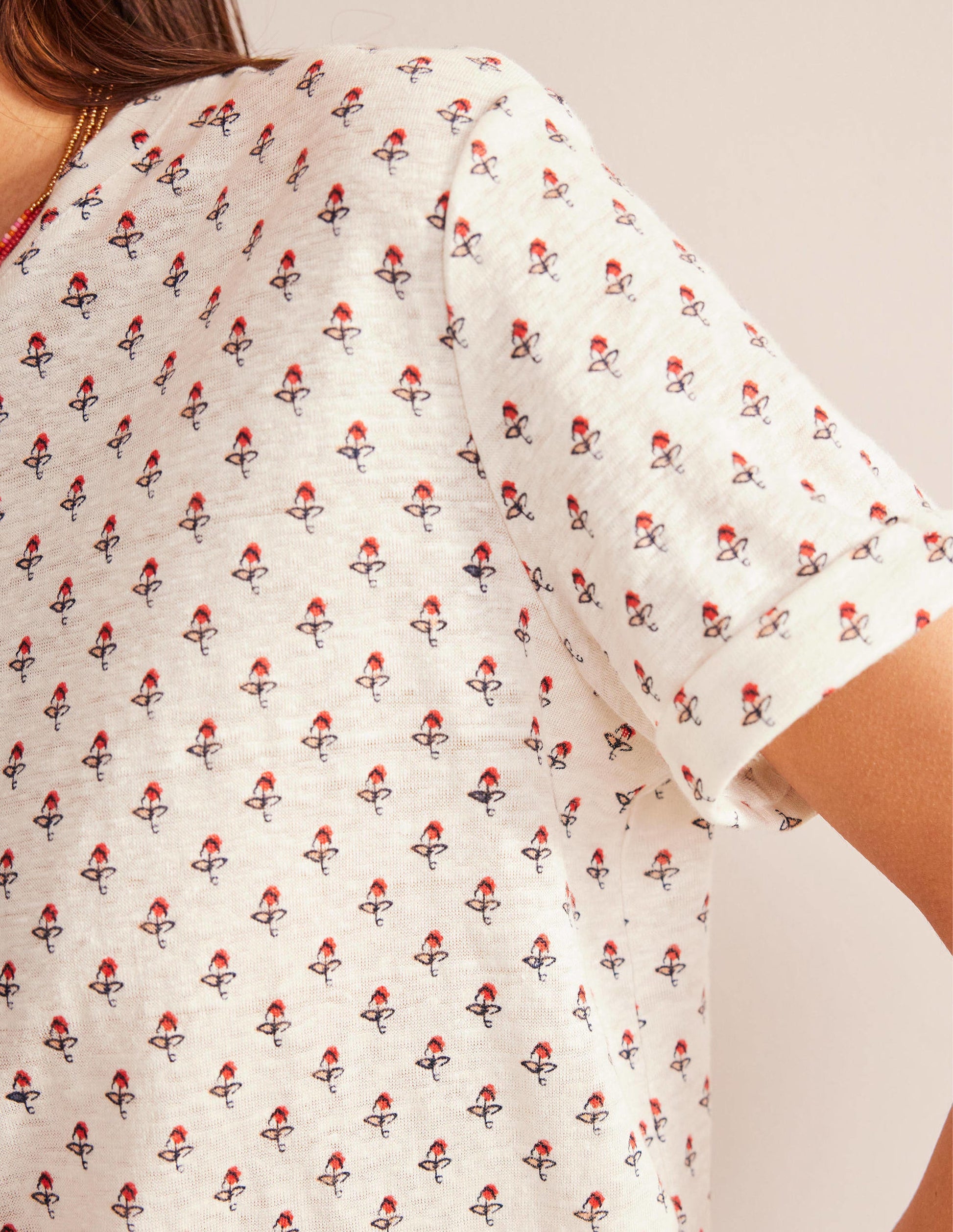 Gemustertes Leinen-T-Shirt-Naturweiß, Tulpenmuster-2