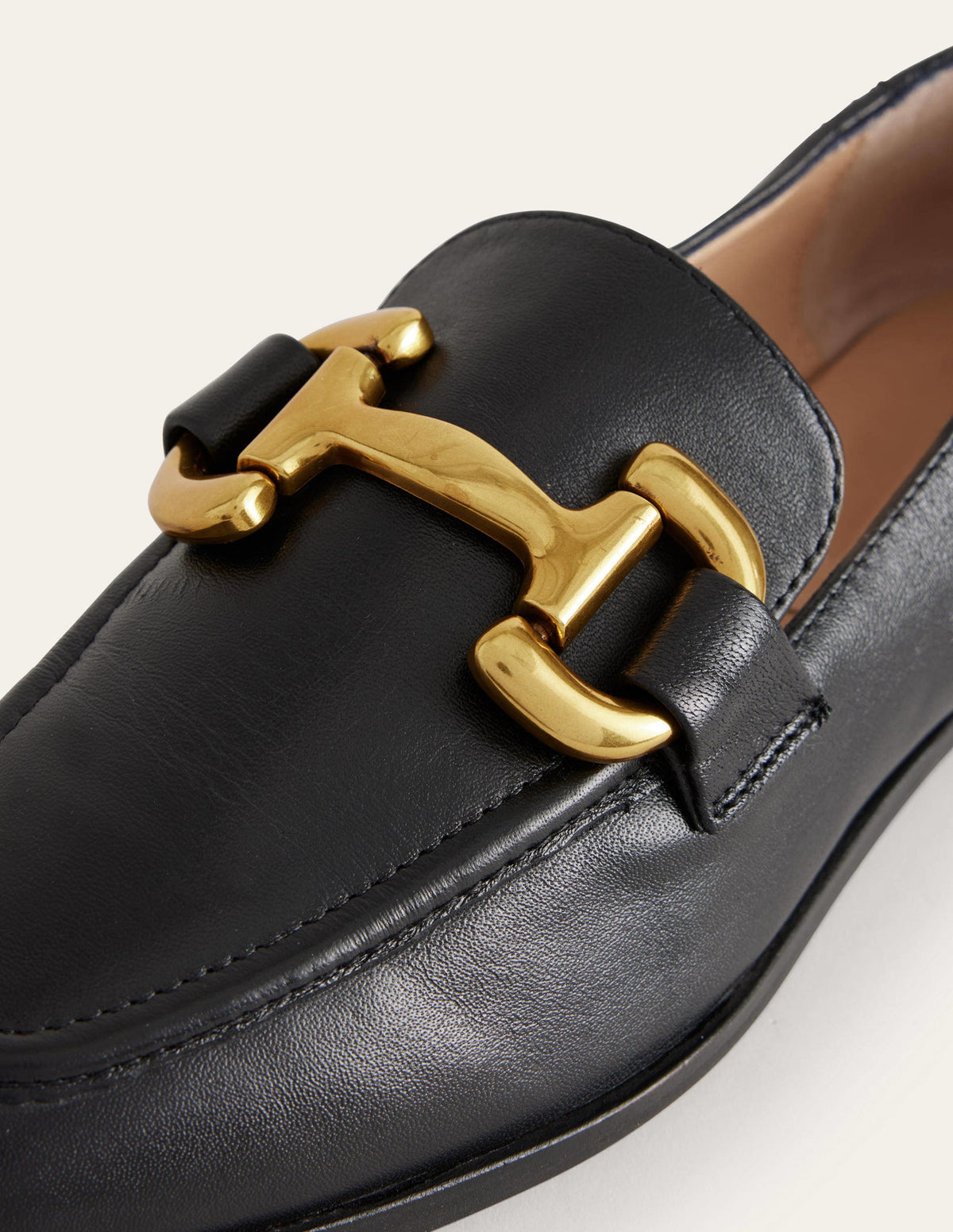 Iris Loafer mit Trensendetail-Schwarz-3