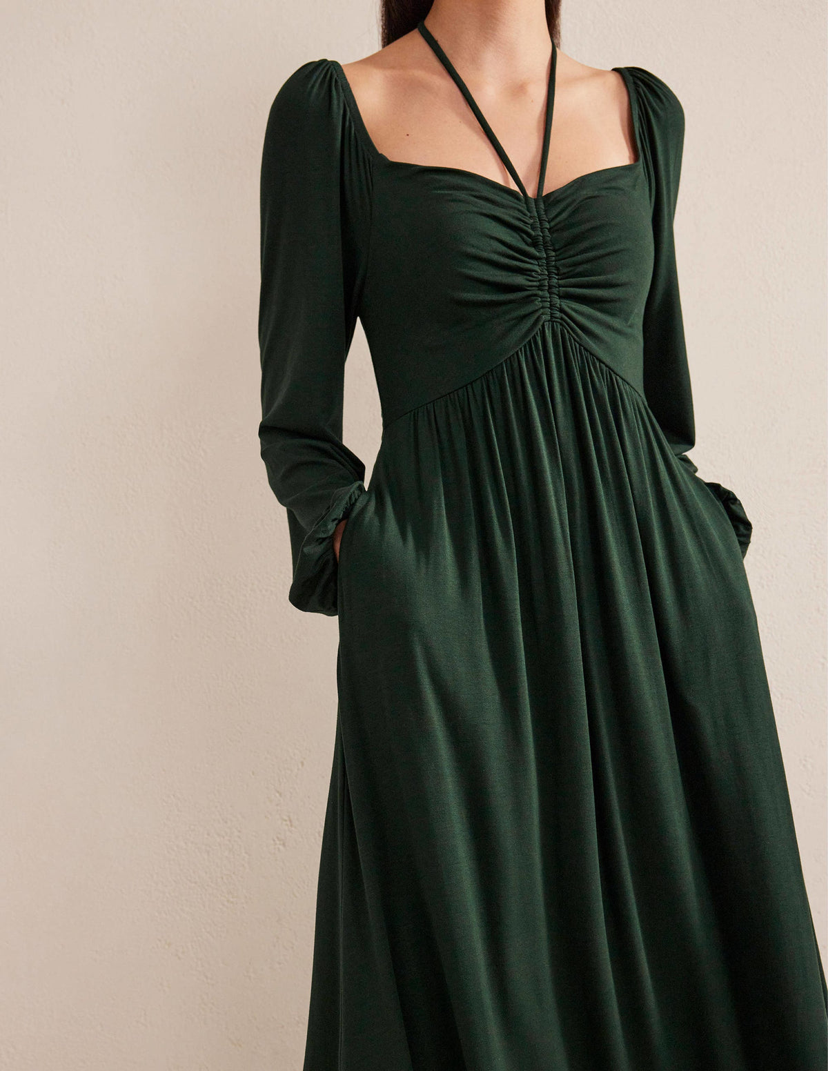 Jersey-Maxikleid mit Neckholderband-Kohlschwarz - Image 5
