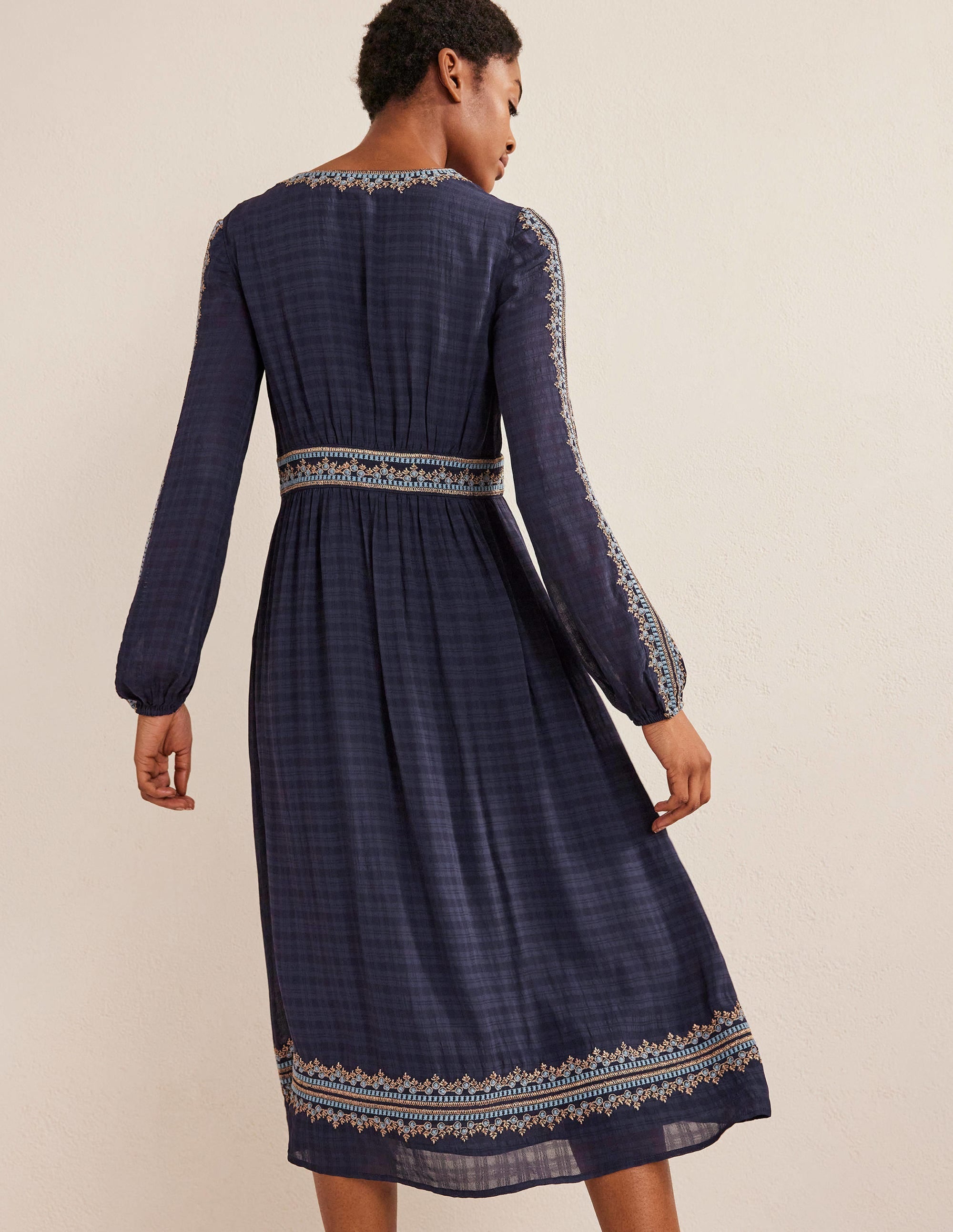 Besticktes Midikleid mit V-Ausschnitt-Marineblau - Image 3