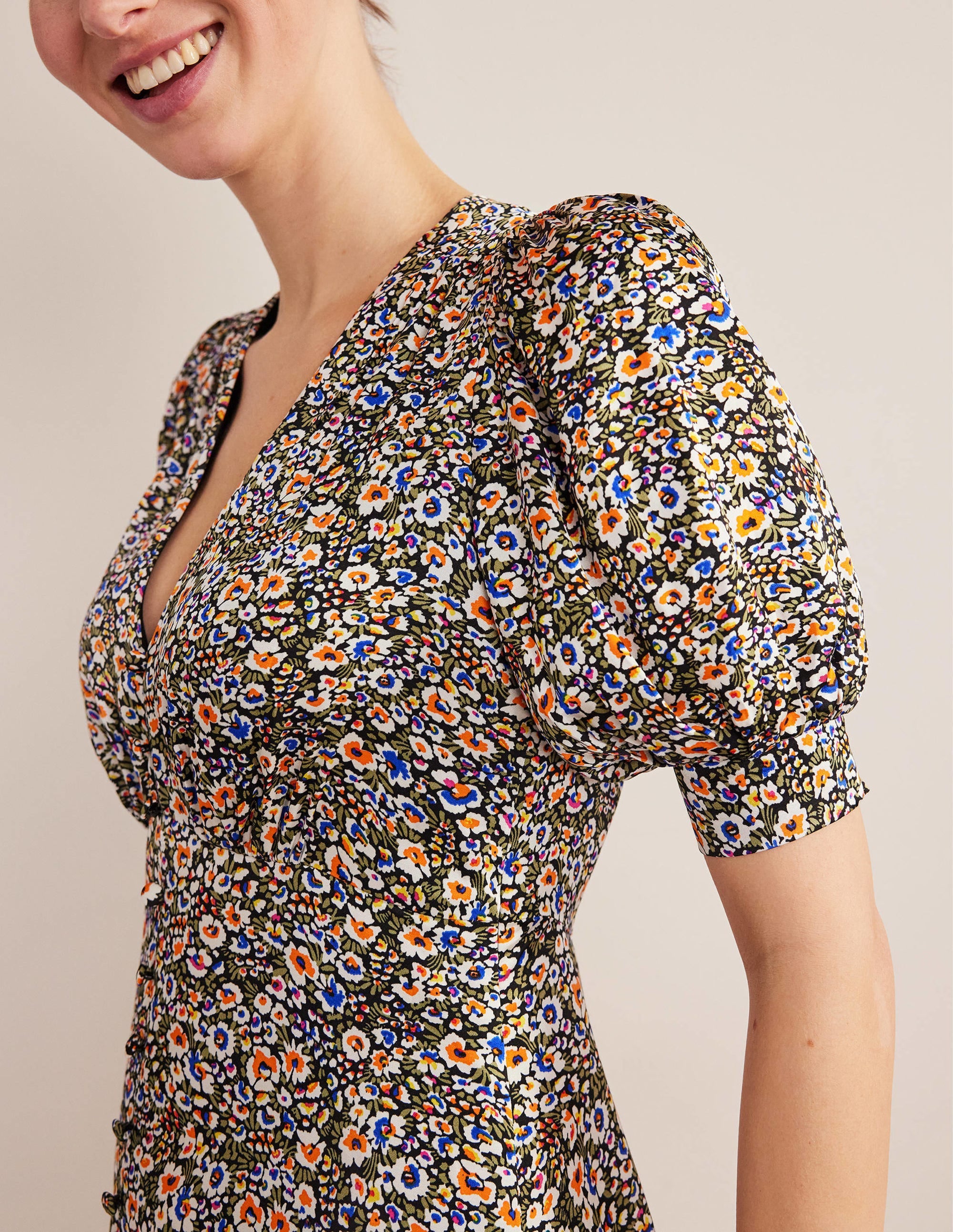Midikleid aus Satin-Bunt, Paradiesblüten - Image 2