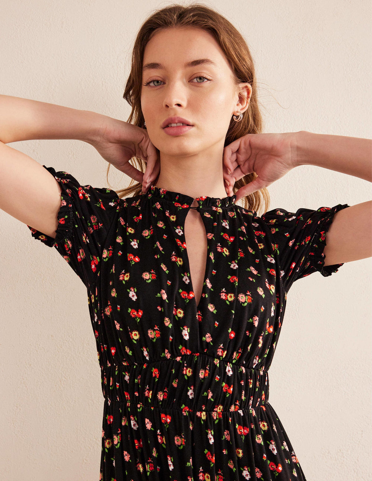 Rosanna Midi-Teekleid aus Jersey-Schwarz, Zierliche Zweige-2