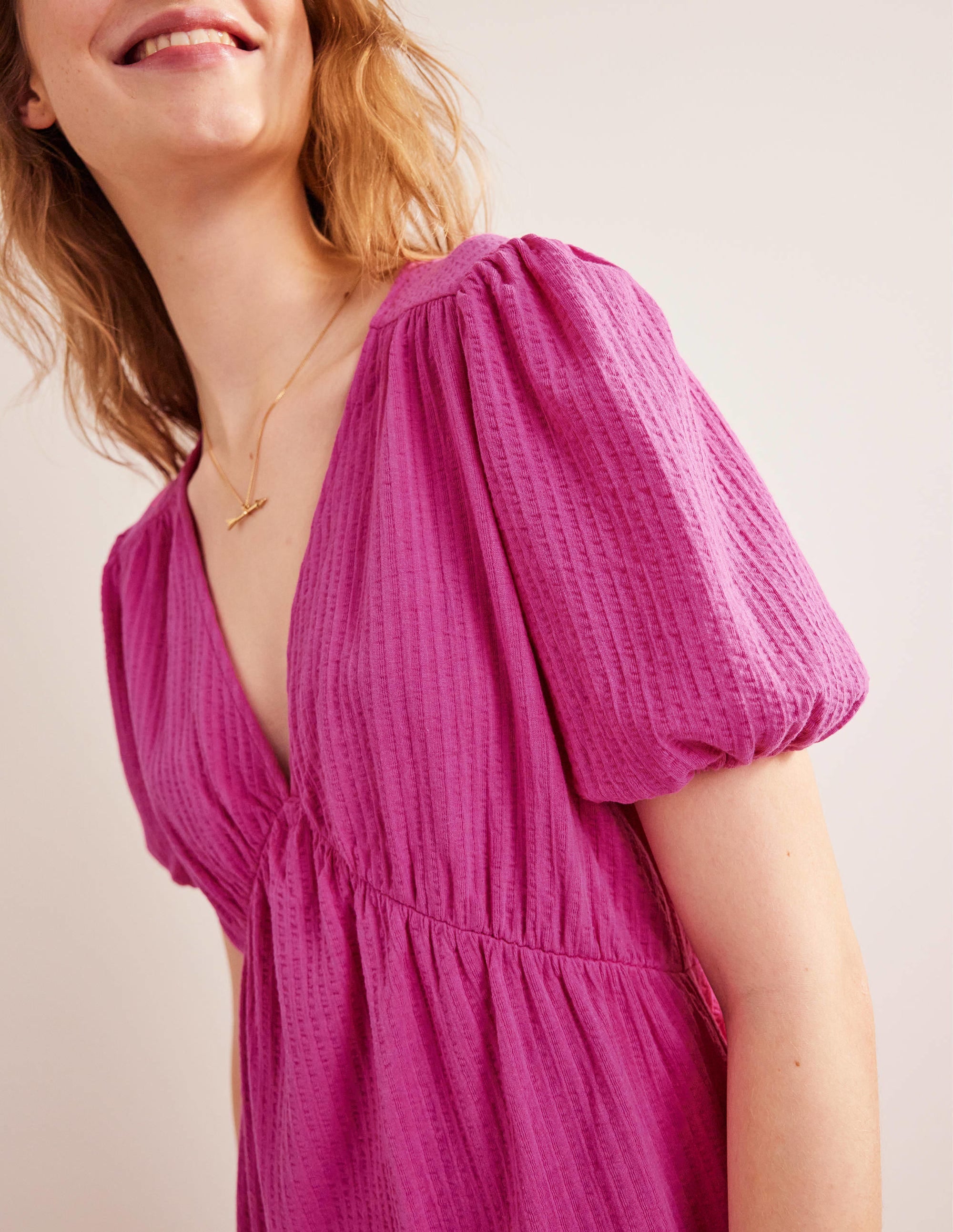 Kleid aus Jersey-Seersucker-Magenta - Image 2