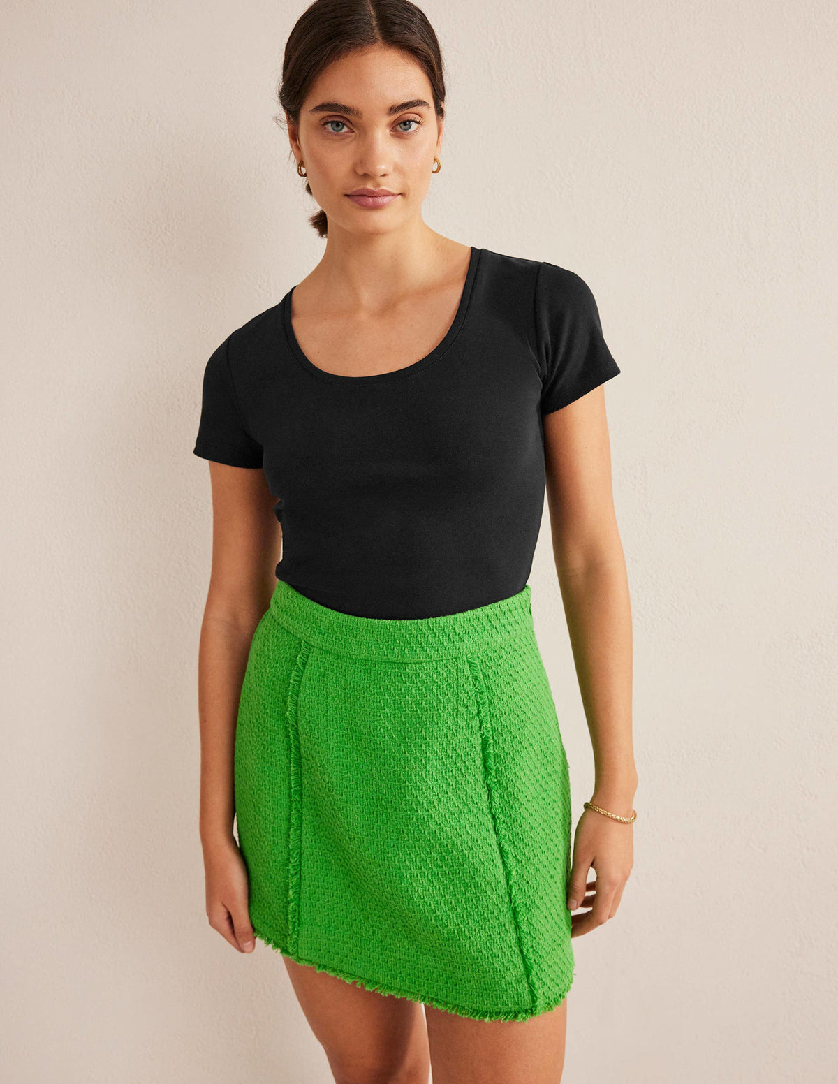 Kurzärmeliges Basic-T-Shirt-Schwarz - Image 4
