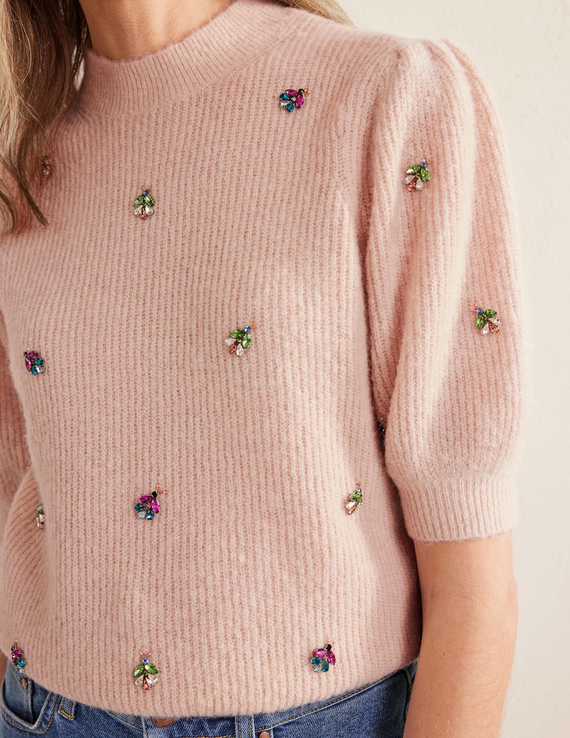 Verziertes flauschiges T-Shirt-Seilbraun - Image 4