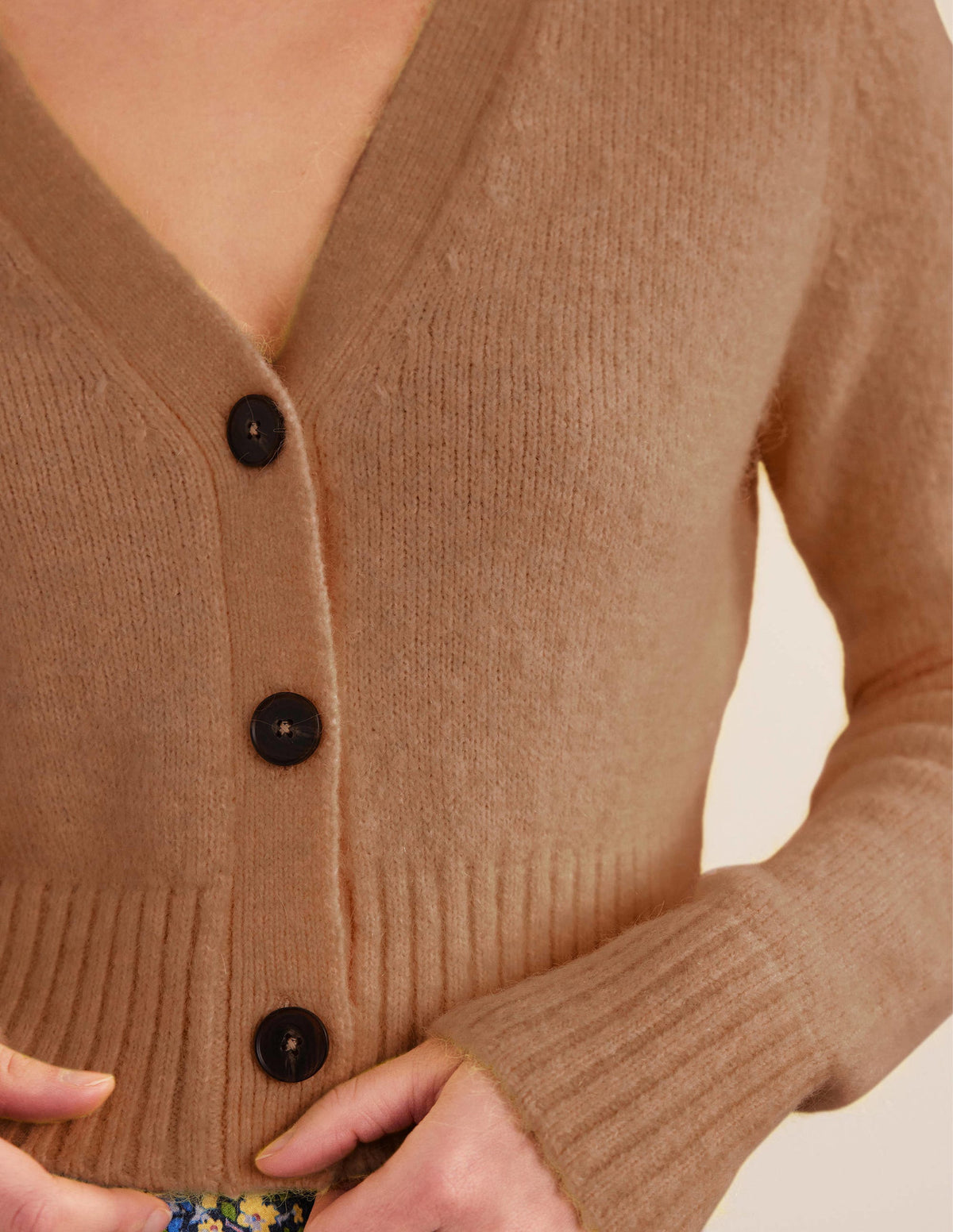 Kurz geschnittener Cardigan mit V-Ausschnitt-Kamelbraun Melange - Image 2