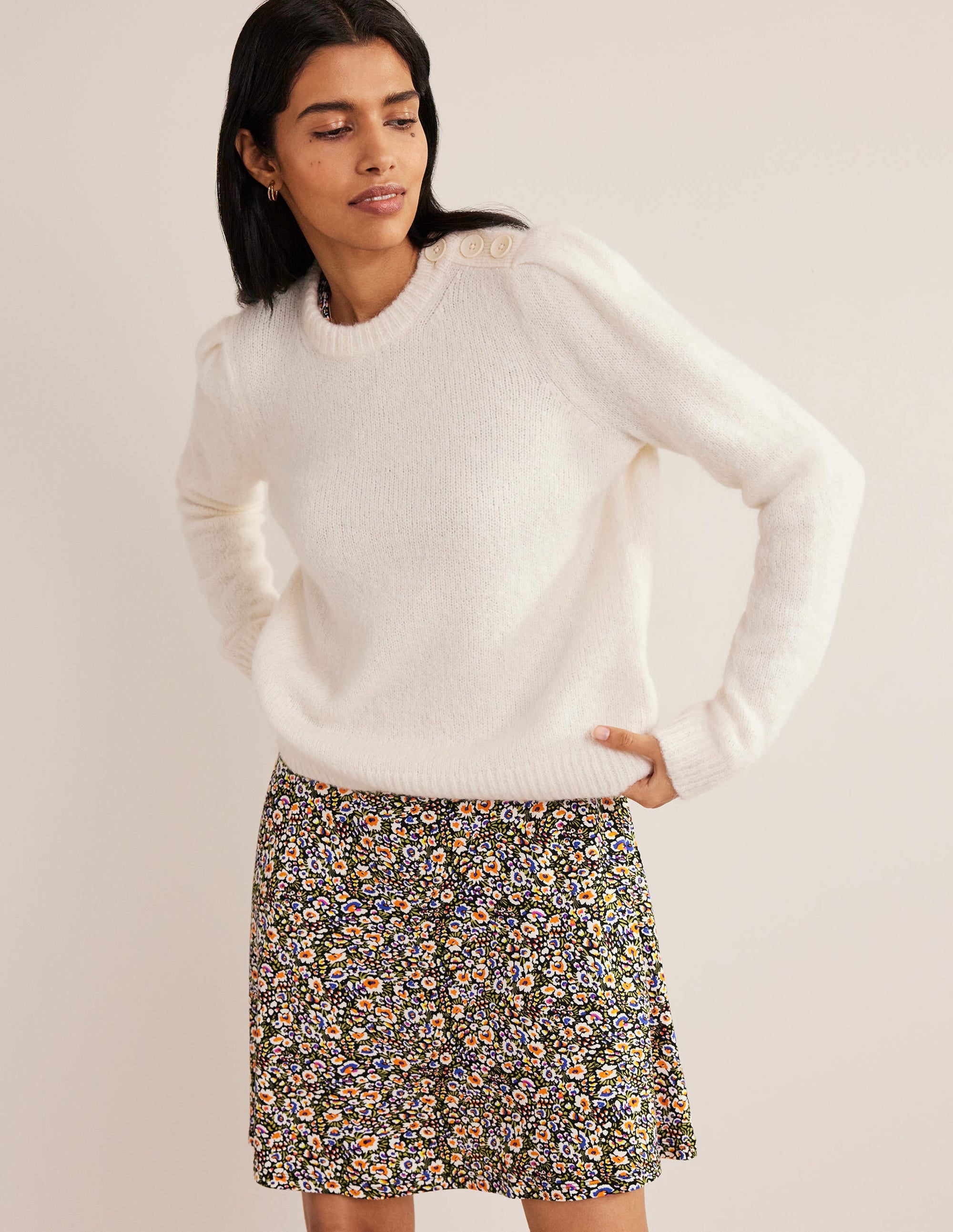 Pull avec boutons aux épaules-Ivoire chaud - Image 1