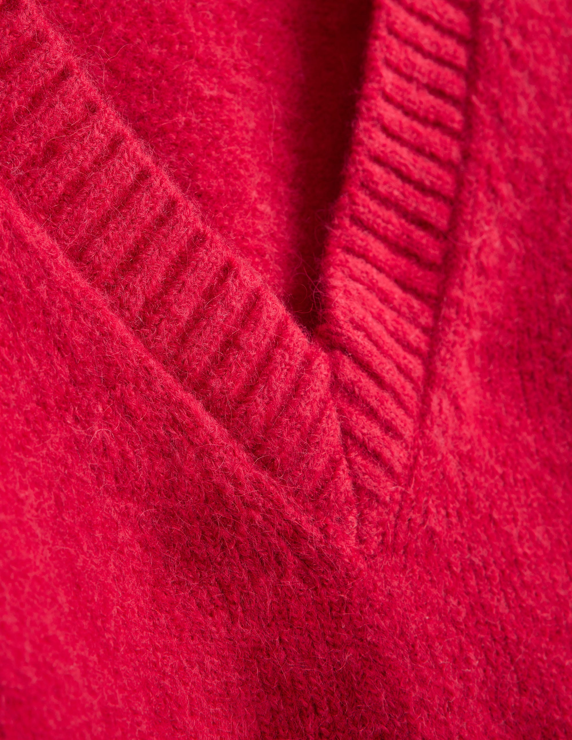 Fluffy Cropped V-Neck Jumper-Crimson - Image 6