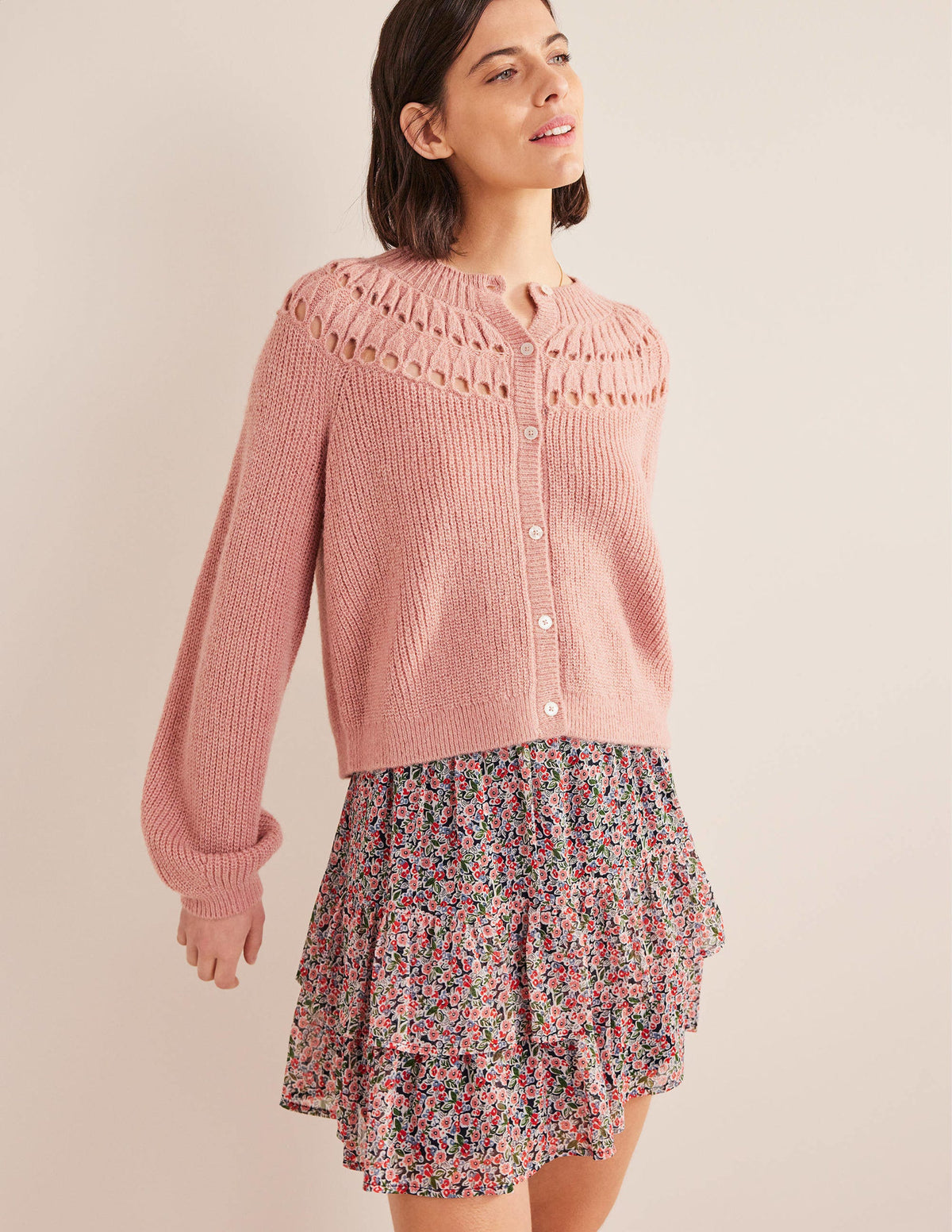 Cardigan mit hübschen Rüschen-Dahlien-Rosa-1