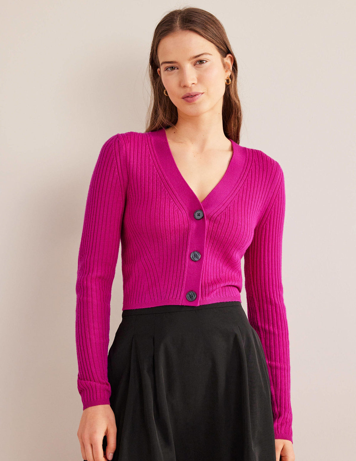 Kurzer Rippstrick-Cardigan aus Merinowolle-Magenta - Image 1