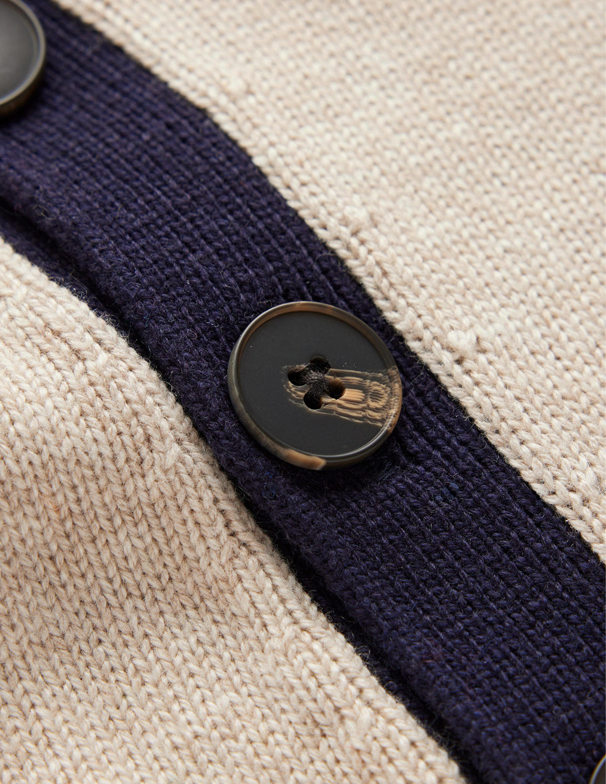 Alma Pullover mit Kontrastbesatz-Chinchilla Meliert, Marineblau - Image 6