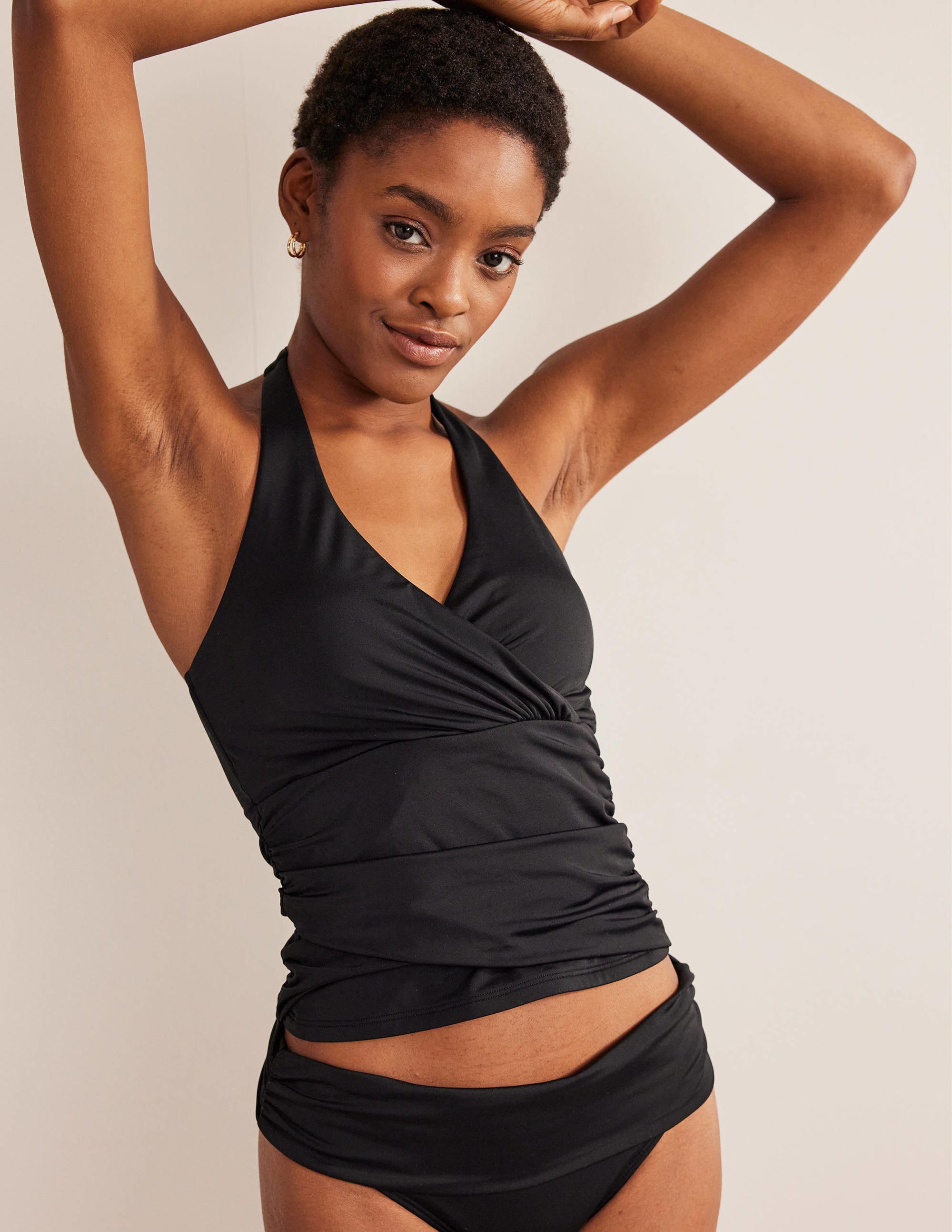 Levanzo Halter Tankini Top-Black - Image 4
