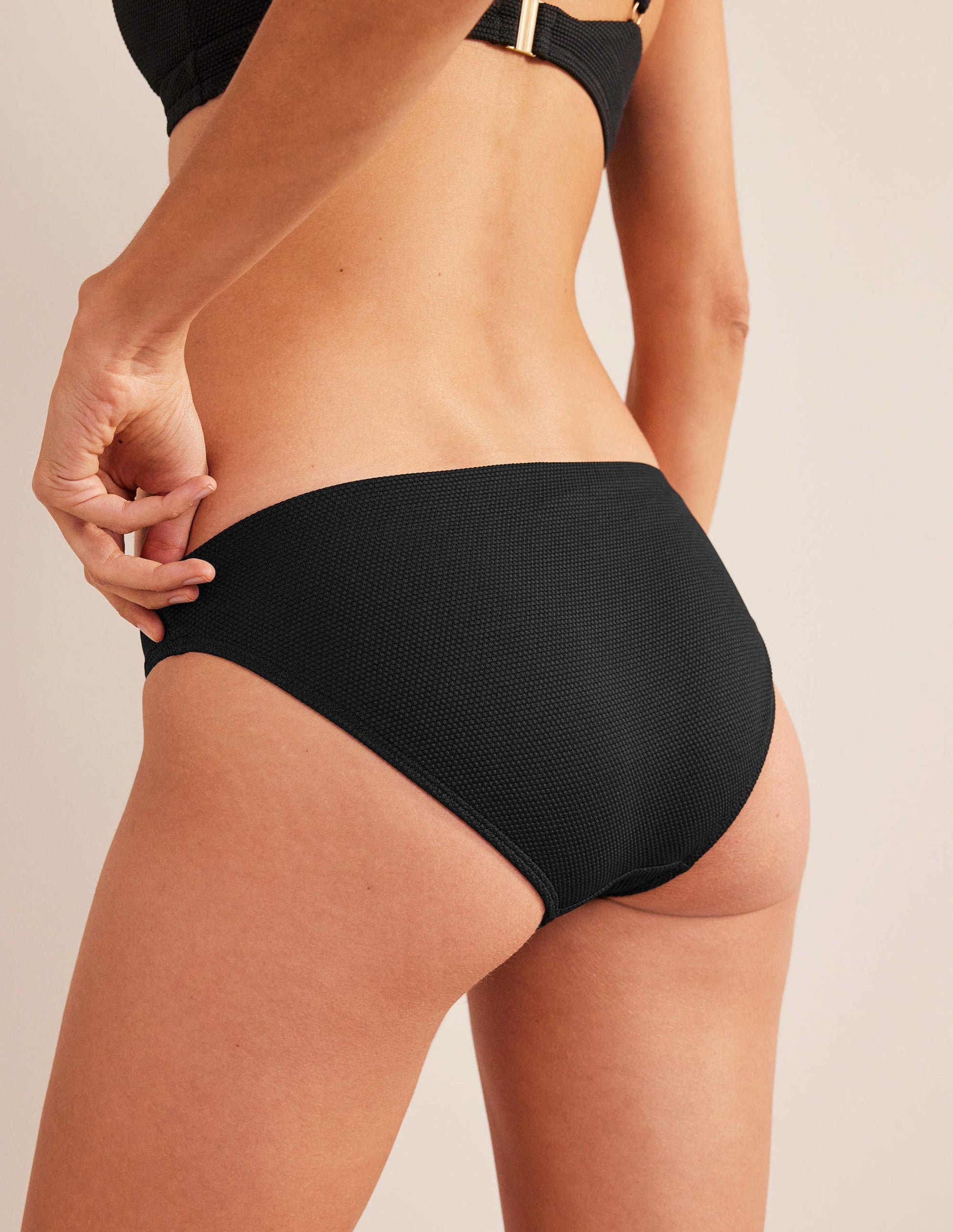 Arezzo Strukturierte Bikinihose-Schwarz Texturiert-4