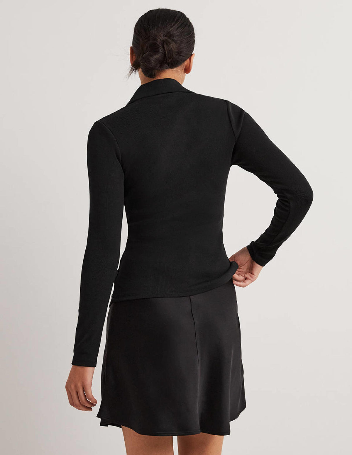 Vorne gerafftes Jerseyhemd-Schwarz-3