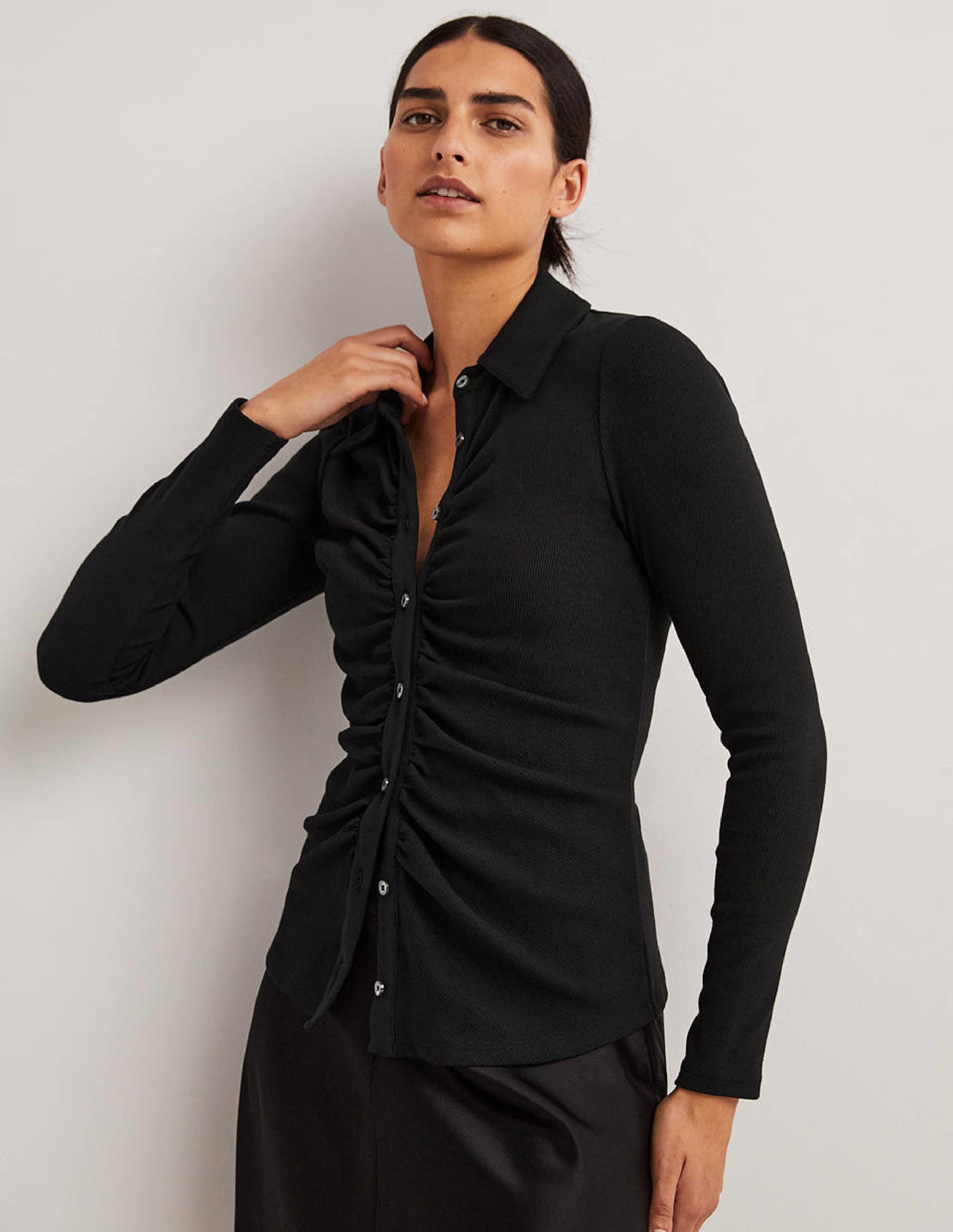 Vorne gerafftes Jerseyhemd-Schwarz-5