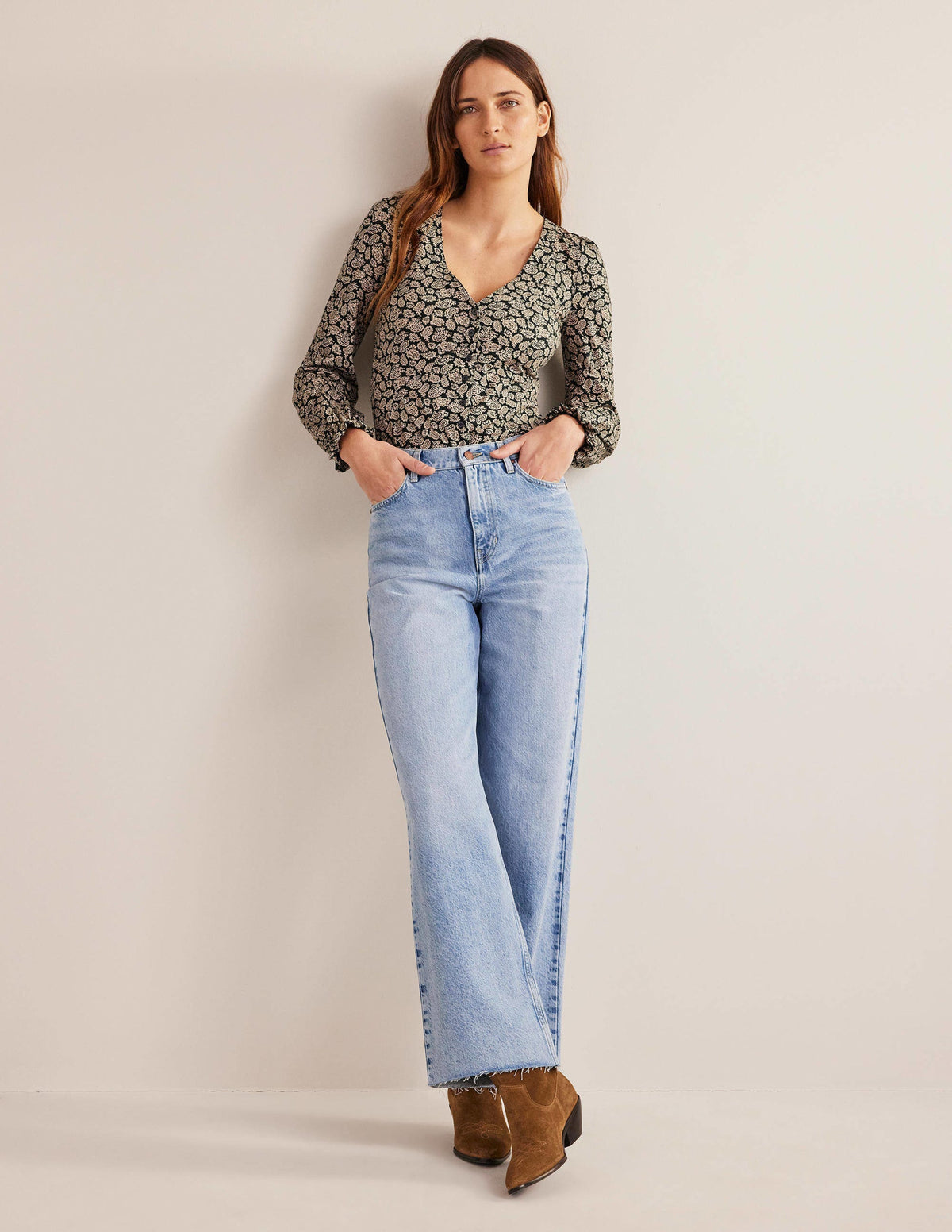 Button Front V-Neck Top-Cavelo Nero, Paisley Pop - Image 4