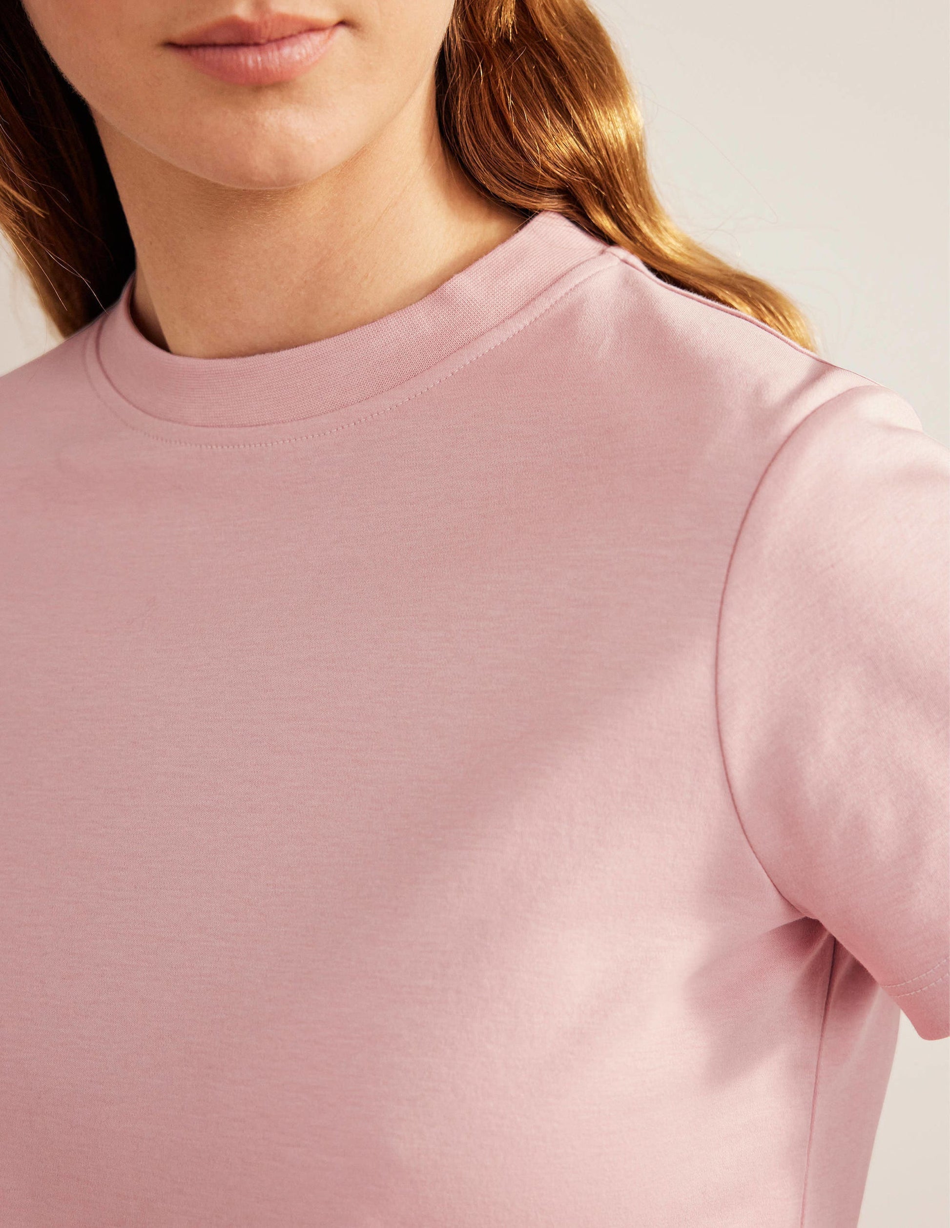 Kurz geschnittenes Baumwoll-T-Shirt-Milchshake-2