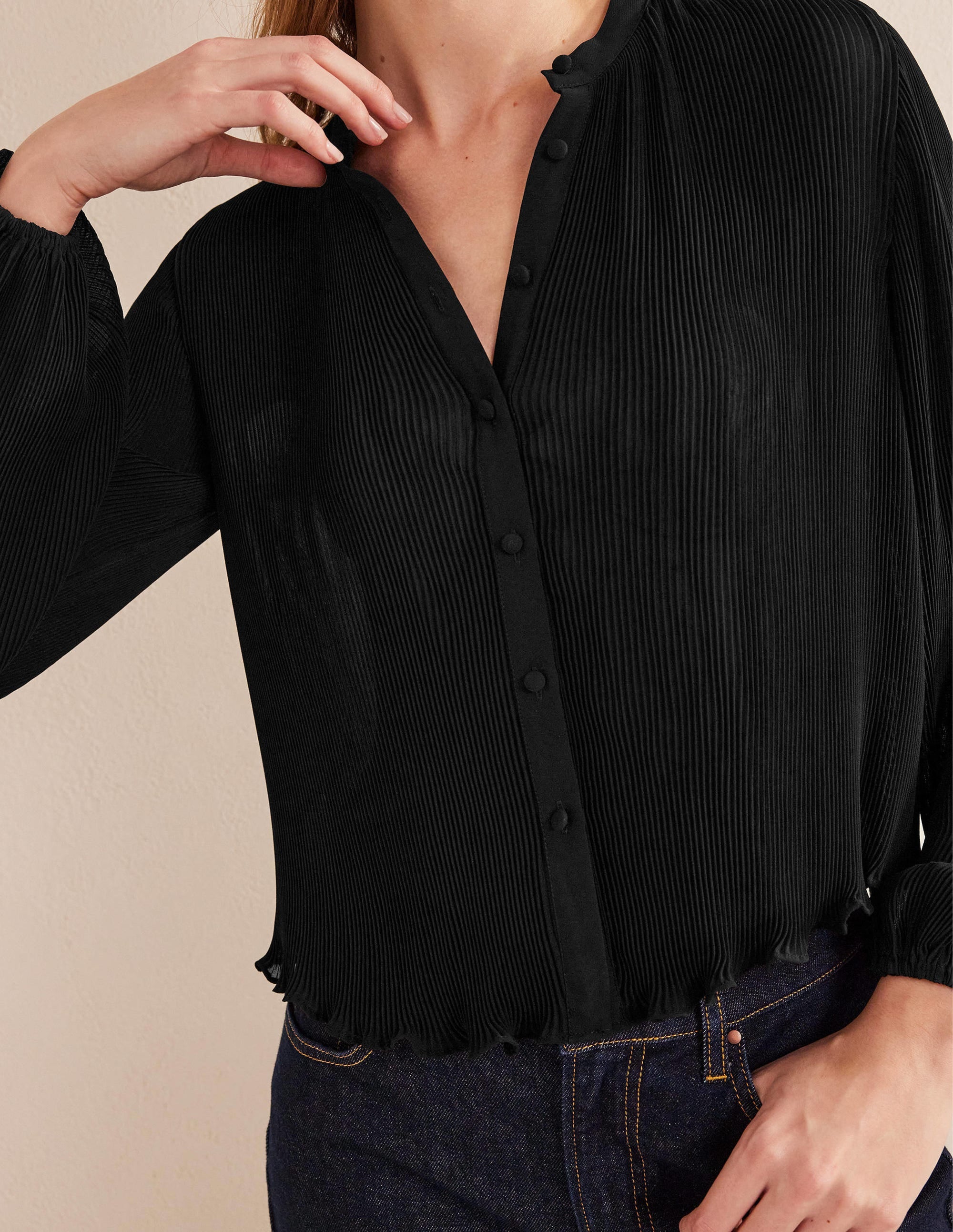 Bluse mit Plisseefalten-Schwarz - Image 2