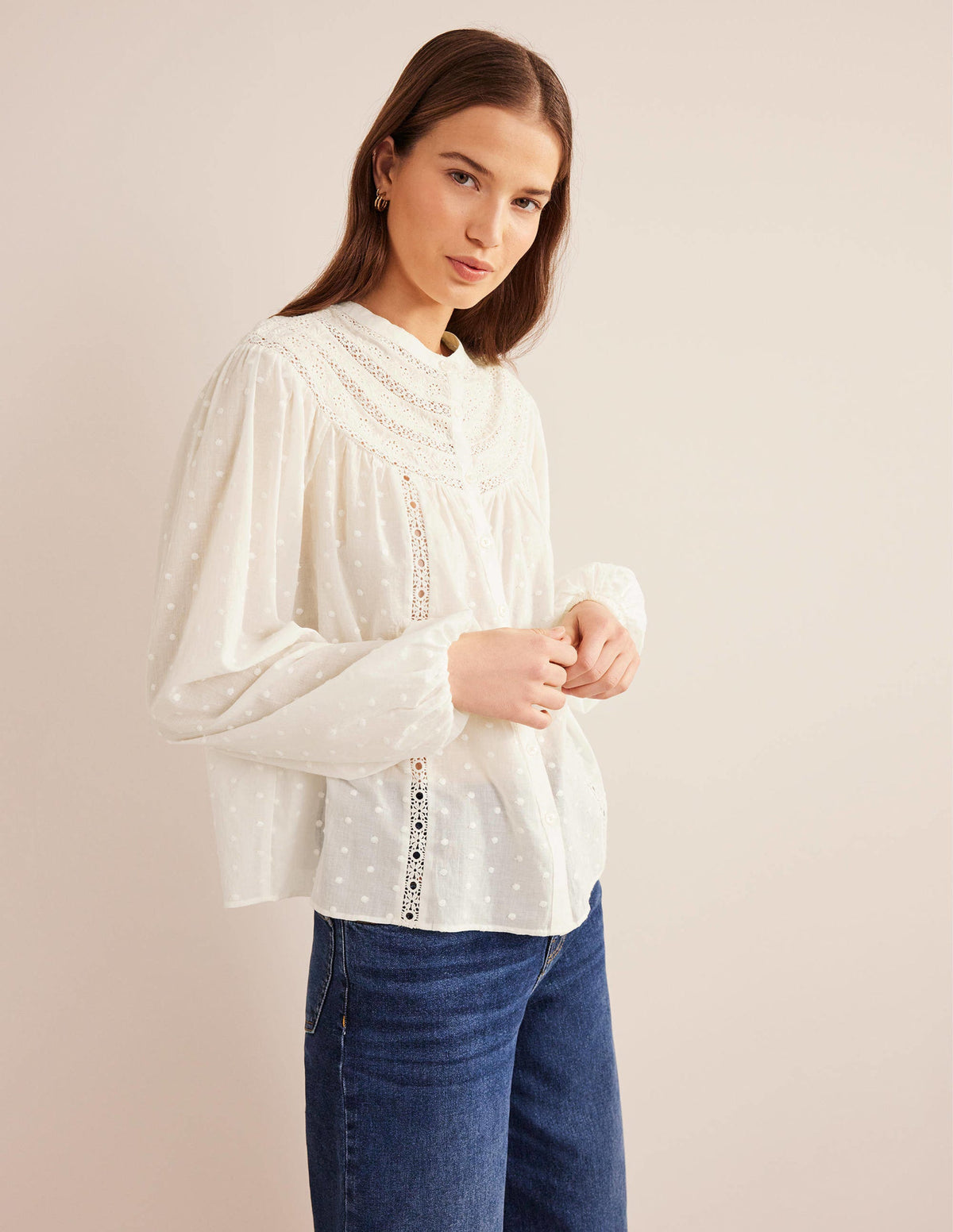 Statement-Bluse mit Spitzenborte-Naturweiß - Image 1
