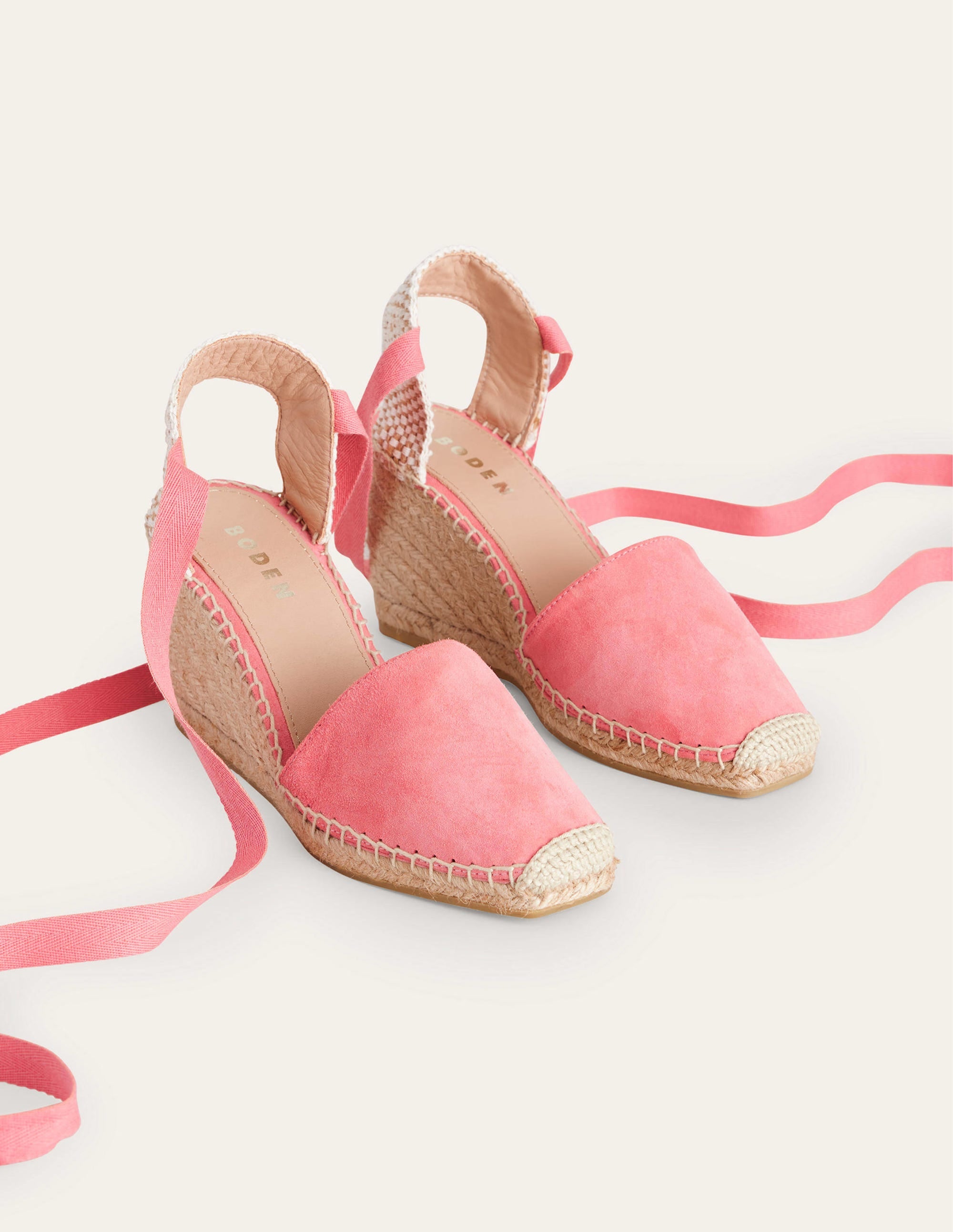 Espadrilles mit Keilabsatz und eckiger Zehenpartie-Pastellrosa, Veloursleder - Image 3