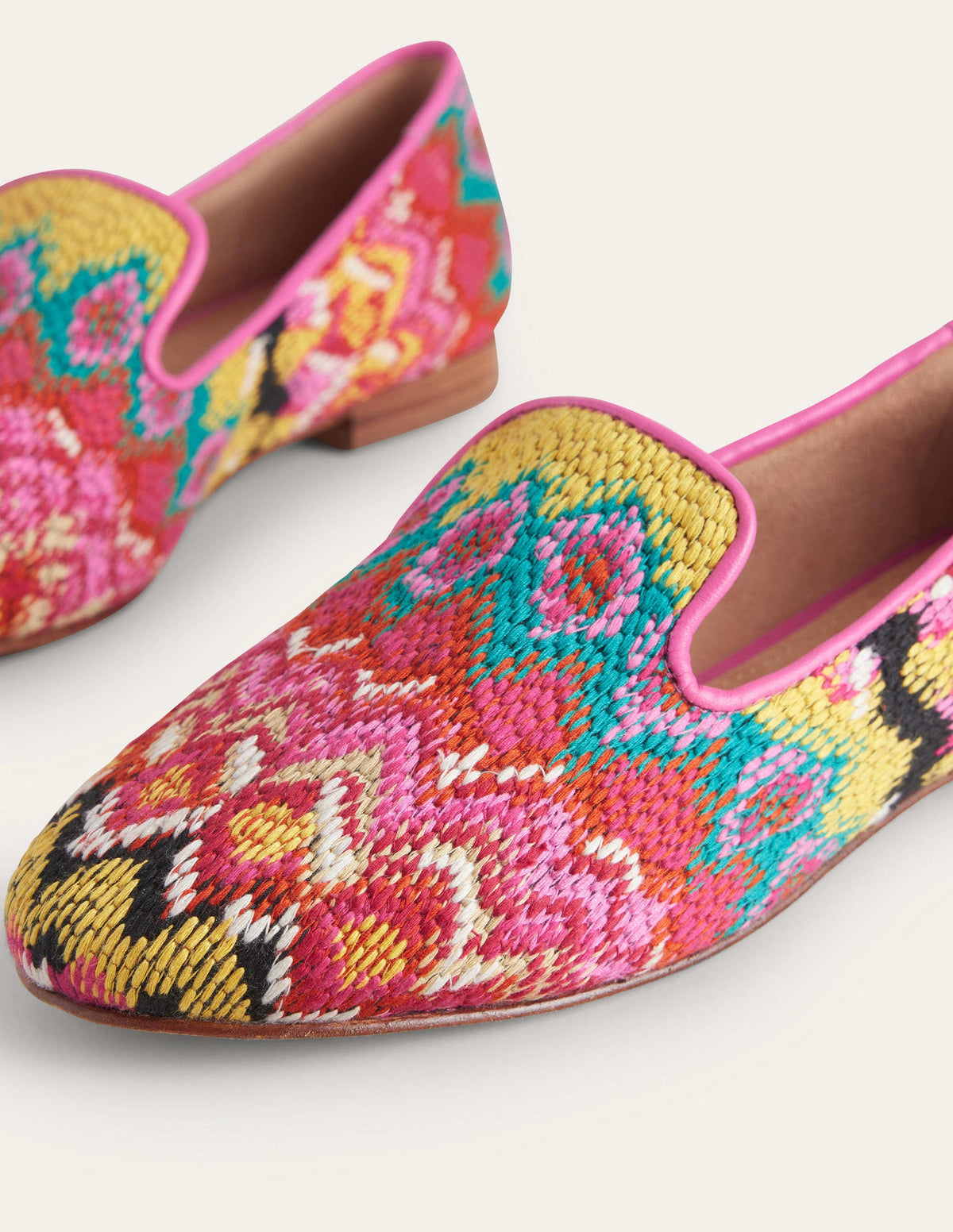 Bestickte Loafer mit Gobelinmuster-Bunt, Strukturiertes Ikat - Image 3