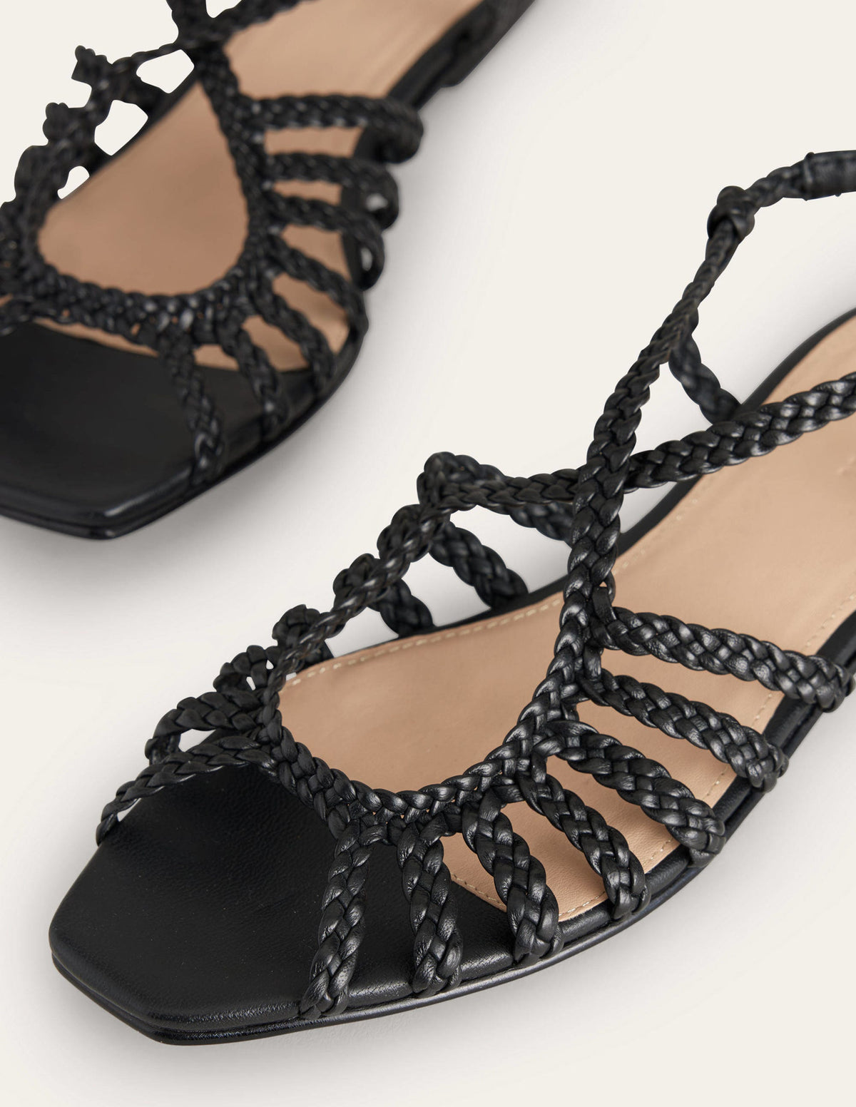 Flache Sandalen mit Webriemchen-Schwarz-4