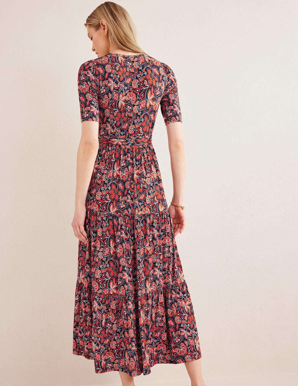 Gestuftes Jersey-Maxiwickelkleid-Rostrot, Orientalische Lilien-3