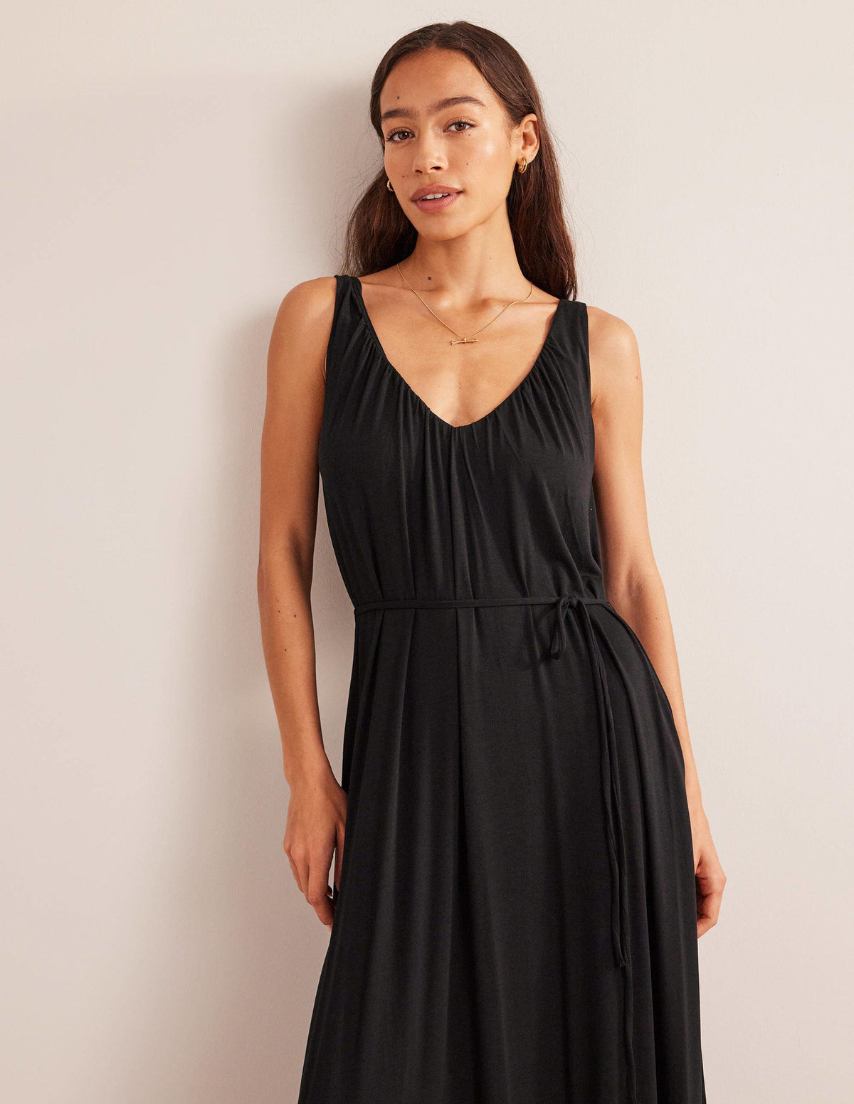 Jersey-Maxikleid mit V-Ausschnitt-Schwarz-4